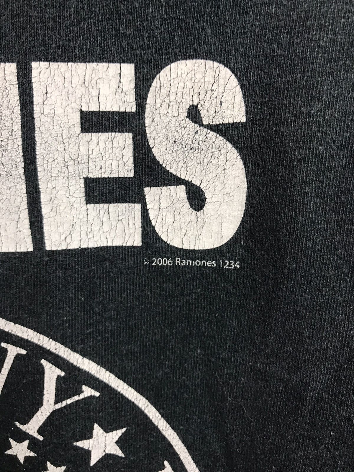 Band Tees × Vintage Vintage Ramones Band rock tee Size US XL / EU 56 / 4 - 4 Thumbnail