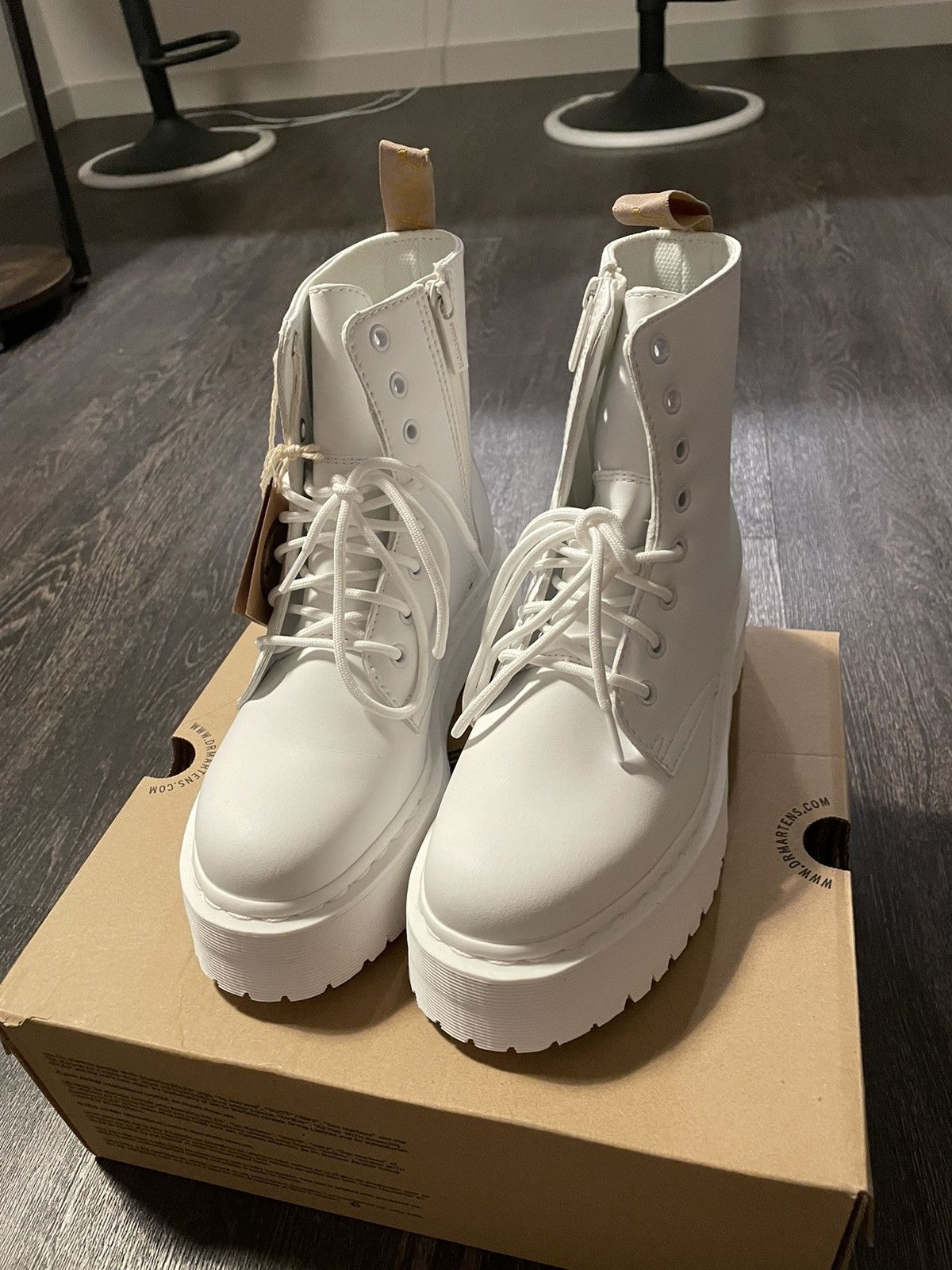 Dr. Martens DR.Martens White Jadon II Mono Boots Size US 6 / EU 39 - 6 Thumbnail