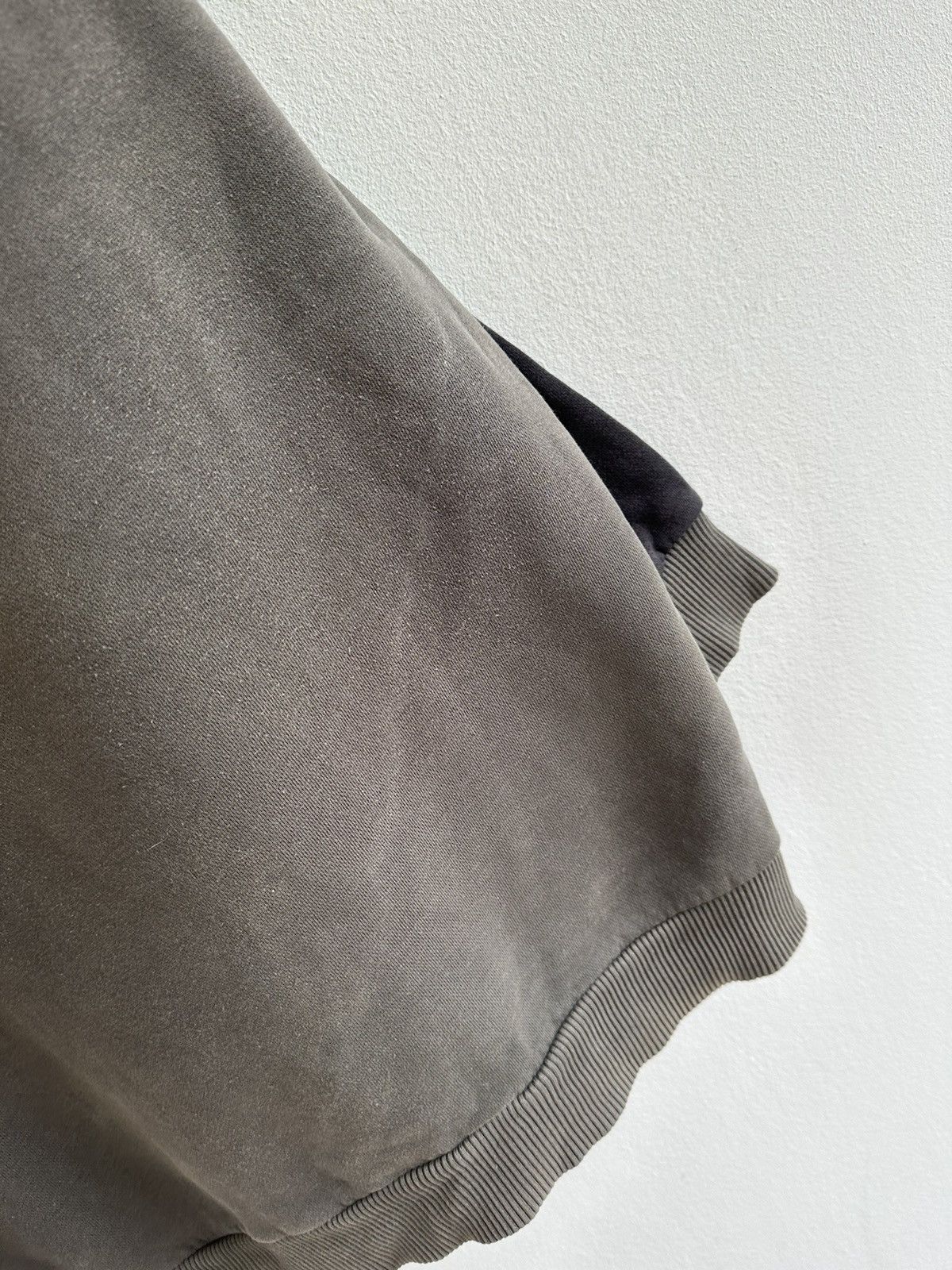 Nike × Vintage Vintage y2k Nike Faded and Washed Grey Hoodie Swoosh Size US S / EU 44-46 / 1 - 10 Thumbnail