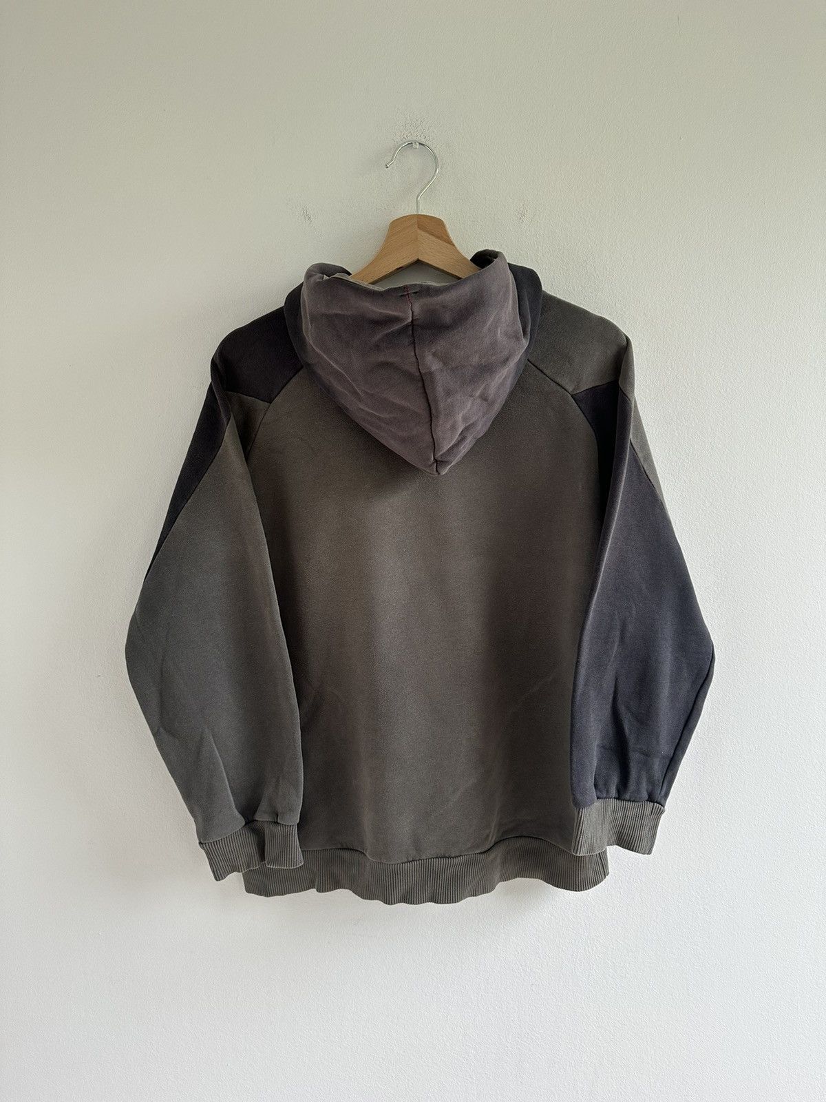 Nike × Vintage Vintage y2k Nike Faded and Washed Grey Hoodie Swoosh Size US S / EU 44-46 / 1 - 2 Thumbnail