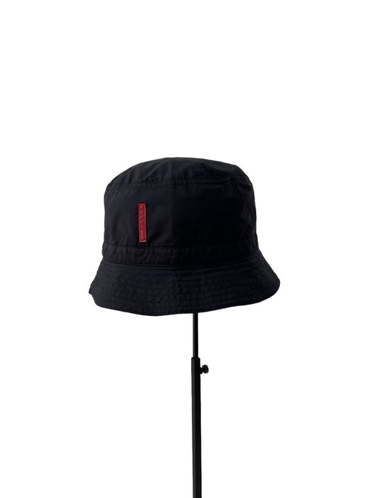 Logo Tab Bucket Hat in Black - Prada