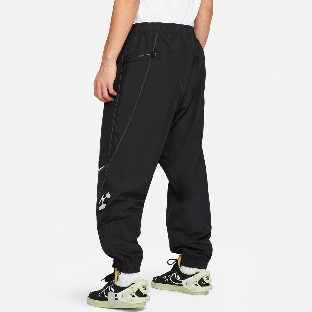 Acronym × Nike Nike Joggers X ACRONYM Crossover Logo CU0468010 Size US 34 / EU 50 - 3 Thumbnail