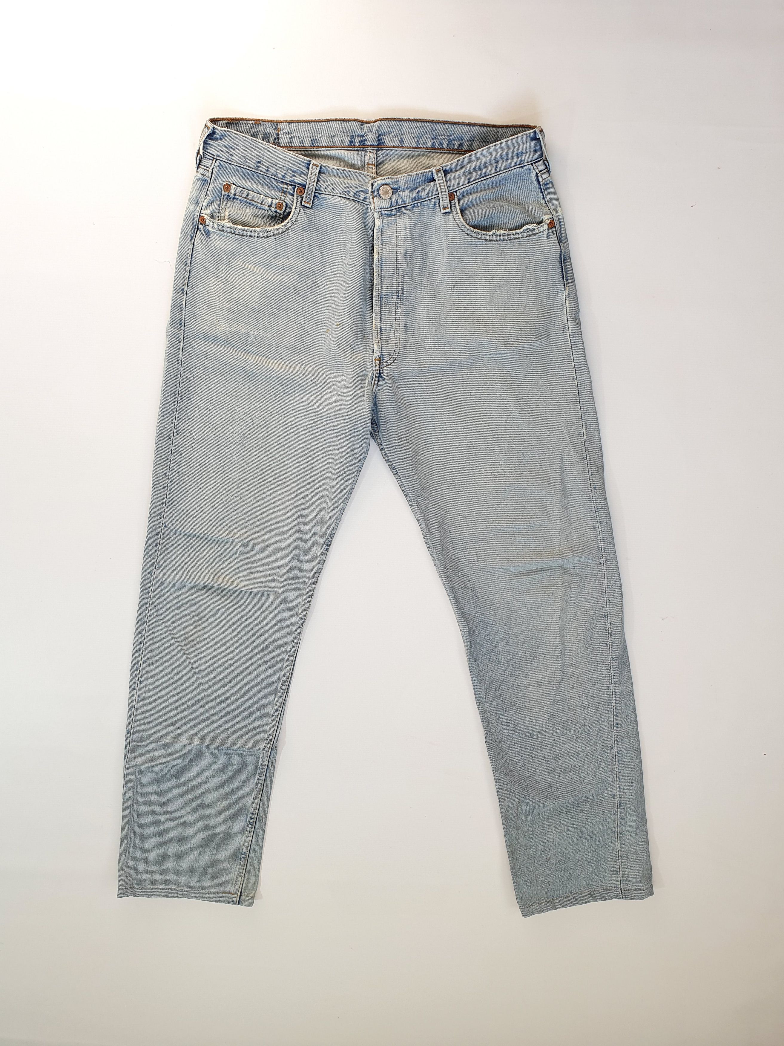 Vintage 1994 Vintage LEVIS 501 Dirty Distressed Jeans Size US 33 - 17 Preview