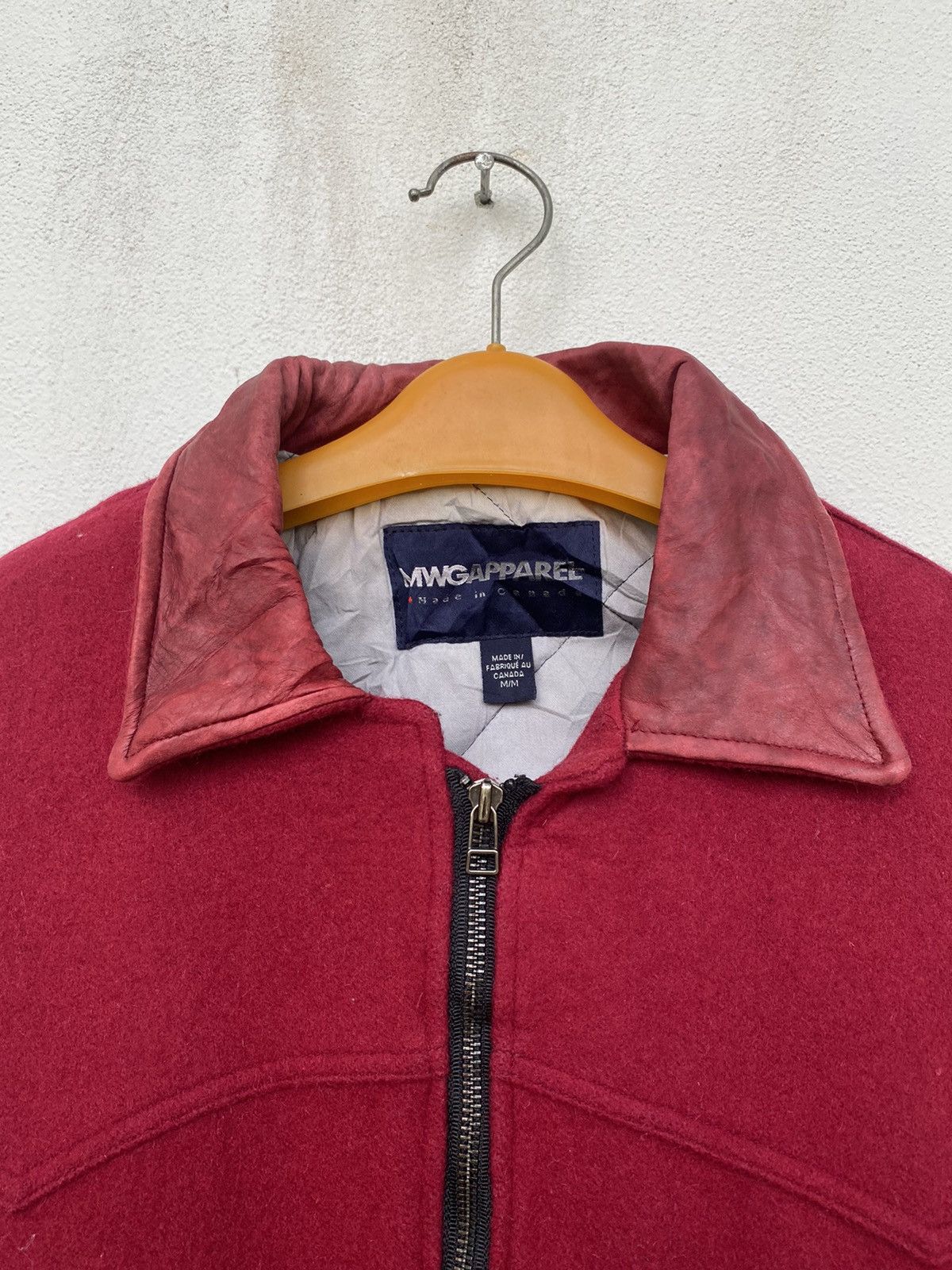American Apparel VINTAGE MWG APPAREL MADE IN CANADA VARSITY JACKET Size US M / EU 48-50 / 2 - 5 Thumbnail