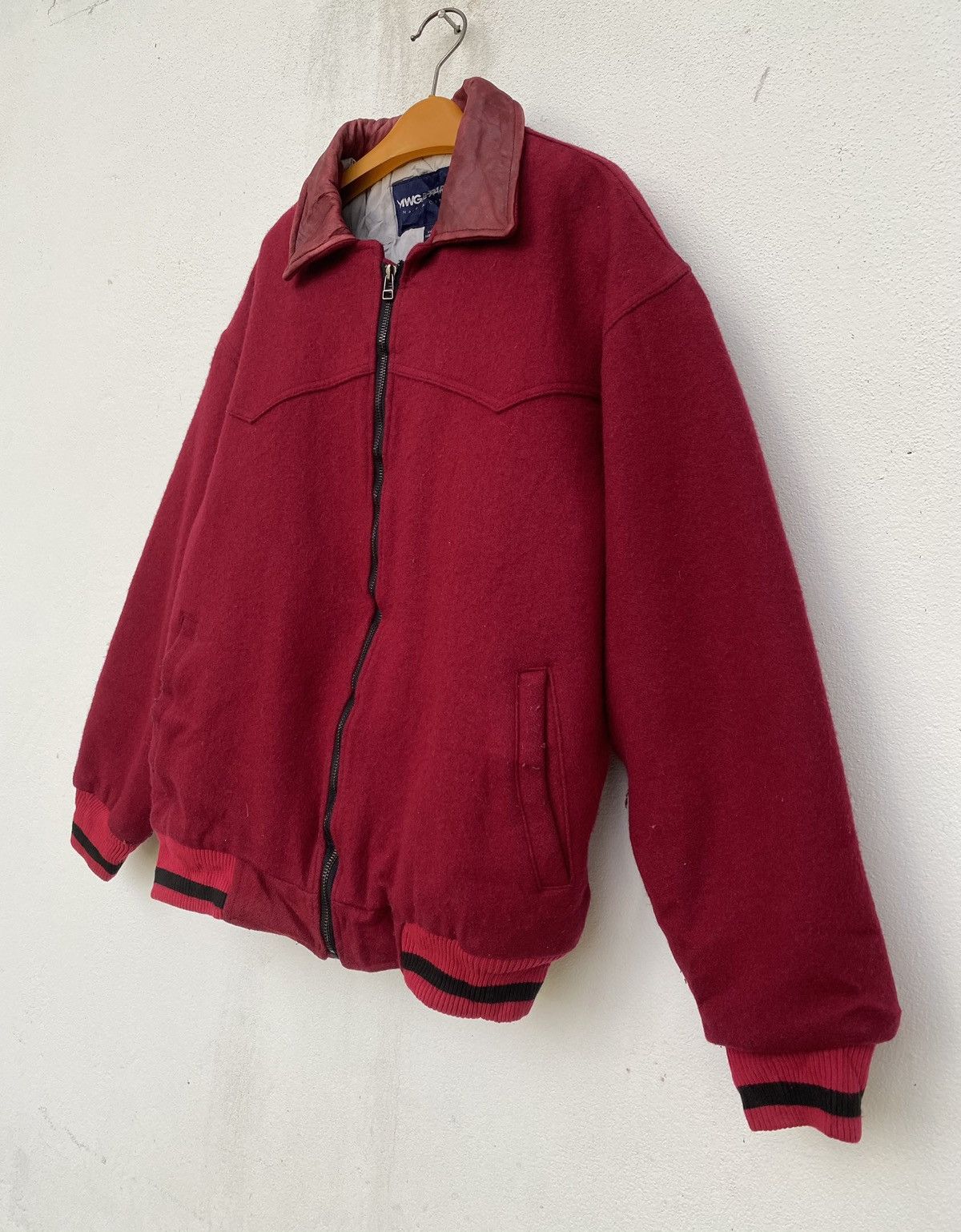 American Apparel VINTAGE MWG APPAREL MADE IN CANADA VARSITY JACKET Size US M / EU 48-50 / 2 - 3 Thumbnail