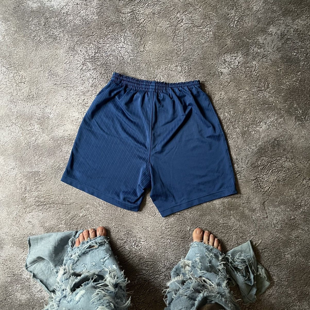 Vintage Vintage 90s Nike Swoosh Shorts Baggy Streetwear Y2K Faded 32 Size US 32 / EU 48 - 8 Thumbnail