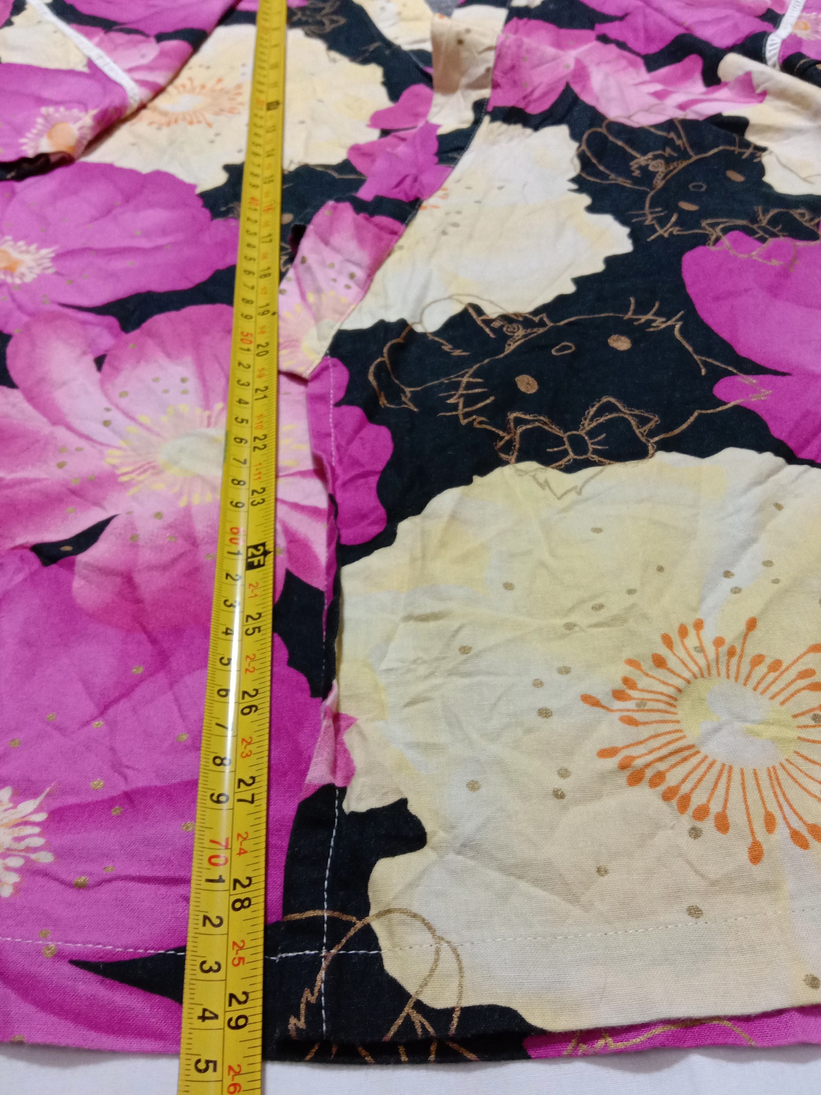 Japanese Brand Kimono Haori Jinbei Hello Kitty Cardigan Happi Jacket Size L / US 10 / IT 46 - 8 Thumbnail