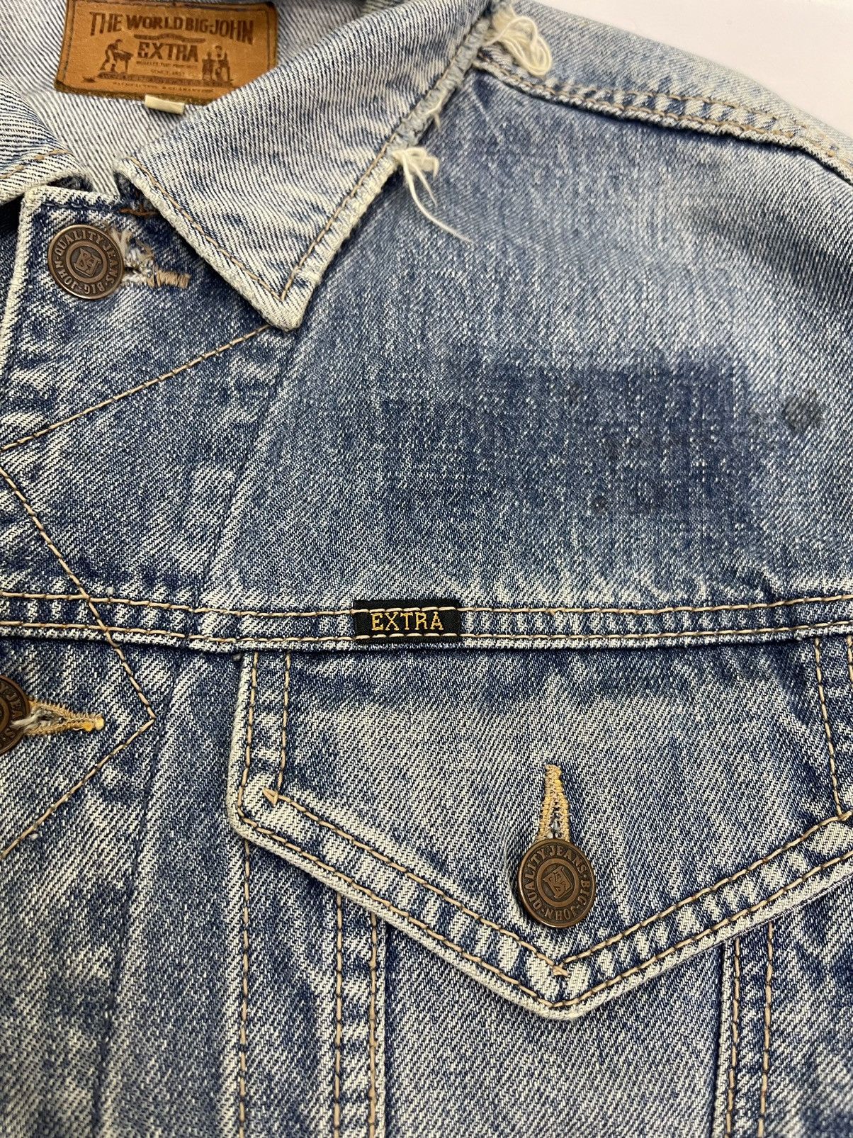 Vintage VINTAGE BIG JOHN DISTRESSED TRUCKER DENIM JACKET Size US L / EU 52-54 / 3 - 16 Thumbnail