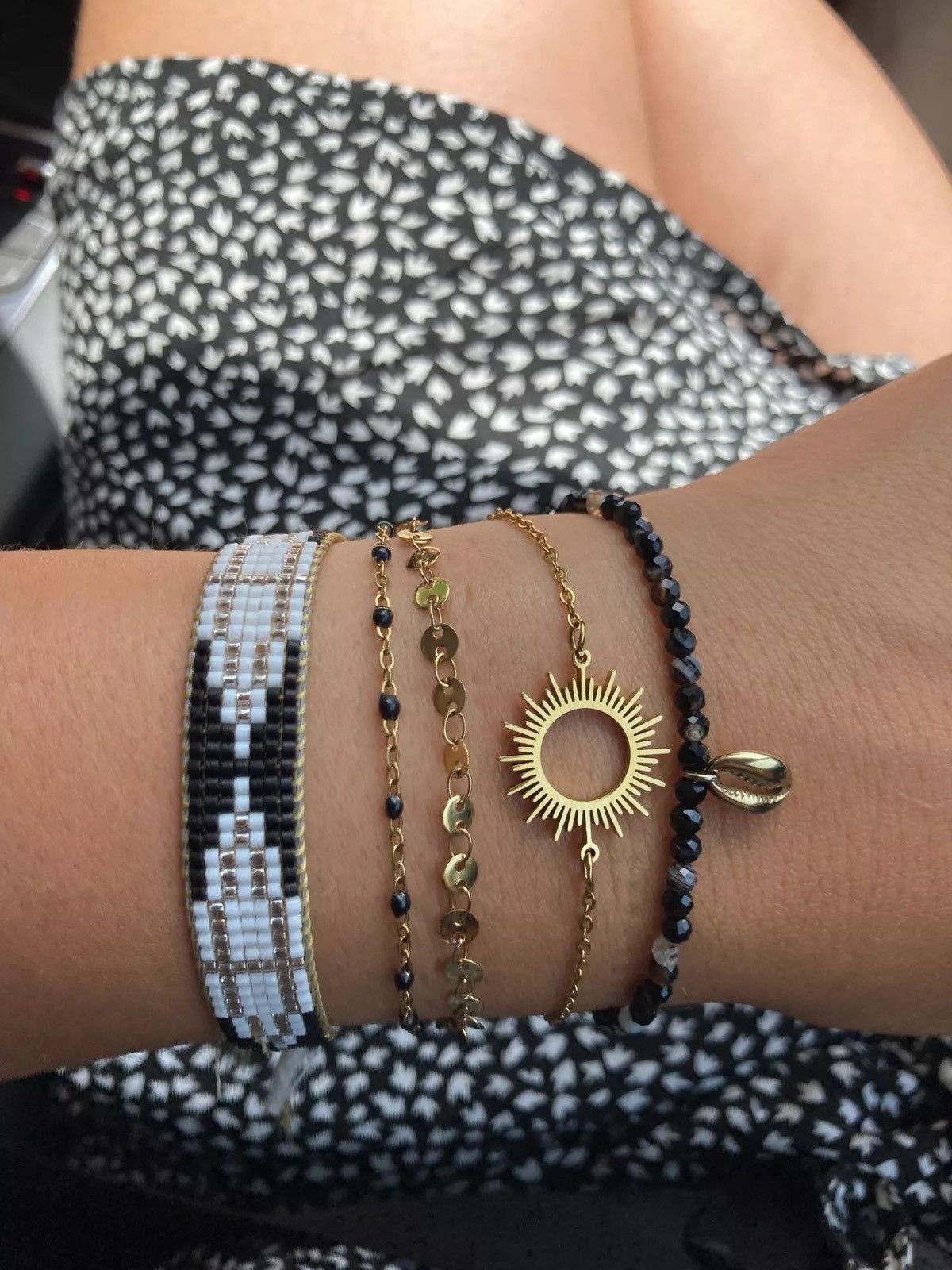 Jewelry Bohemian Circle Hollow Out Round Fashion Chain Charm Bracele Size ONE SIZE - 3 Thumbnail