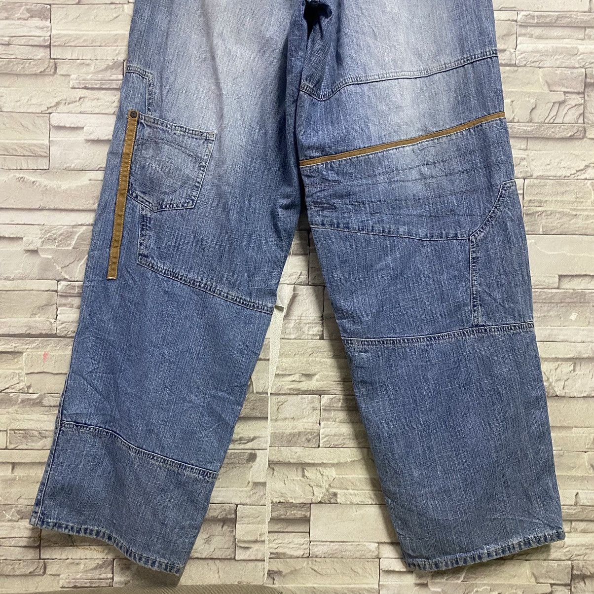 Marc Buchanan × Pelle Pelle Vintage Pelle Pelle Denim Multi Pocket Baggy Pants Size US 34 / EU 50 - 11 Thumbnail