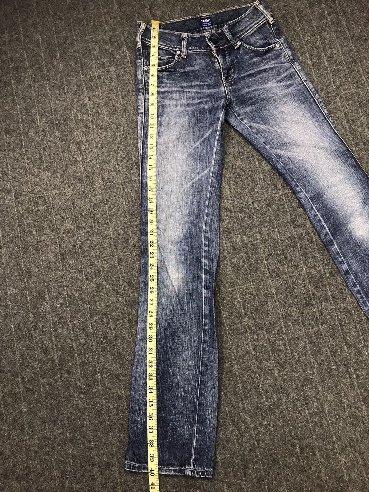 Levi's × Vintage Vintage Levi’s Lady Style Angelite Denim Jeans Straight Cut Size 26" / US 2 / IT 38 - 11 Thumbnail