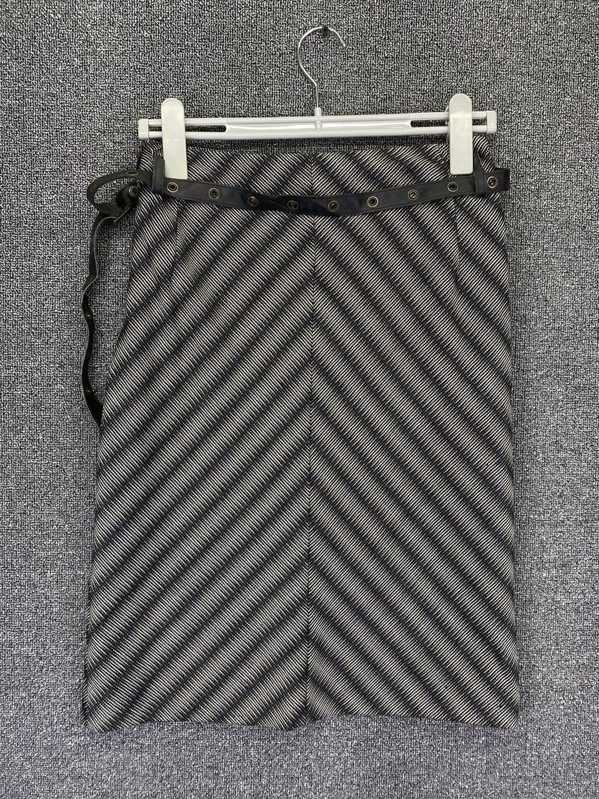 Versace Versus Versace Leather Belted Punk Style Midi Skirts Size 28" / US 6 / IT 42 - 10 Thumbnail