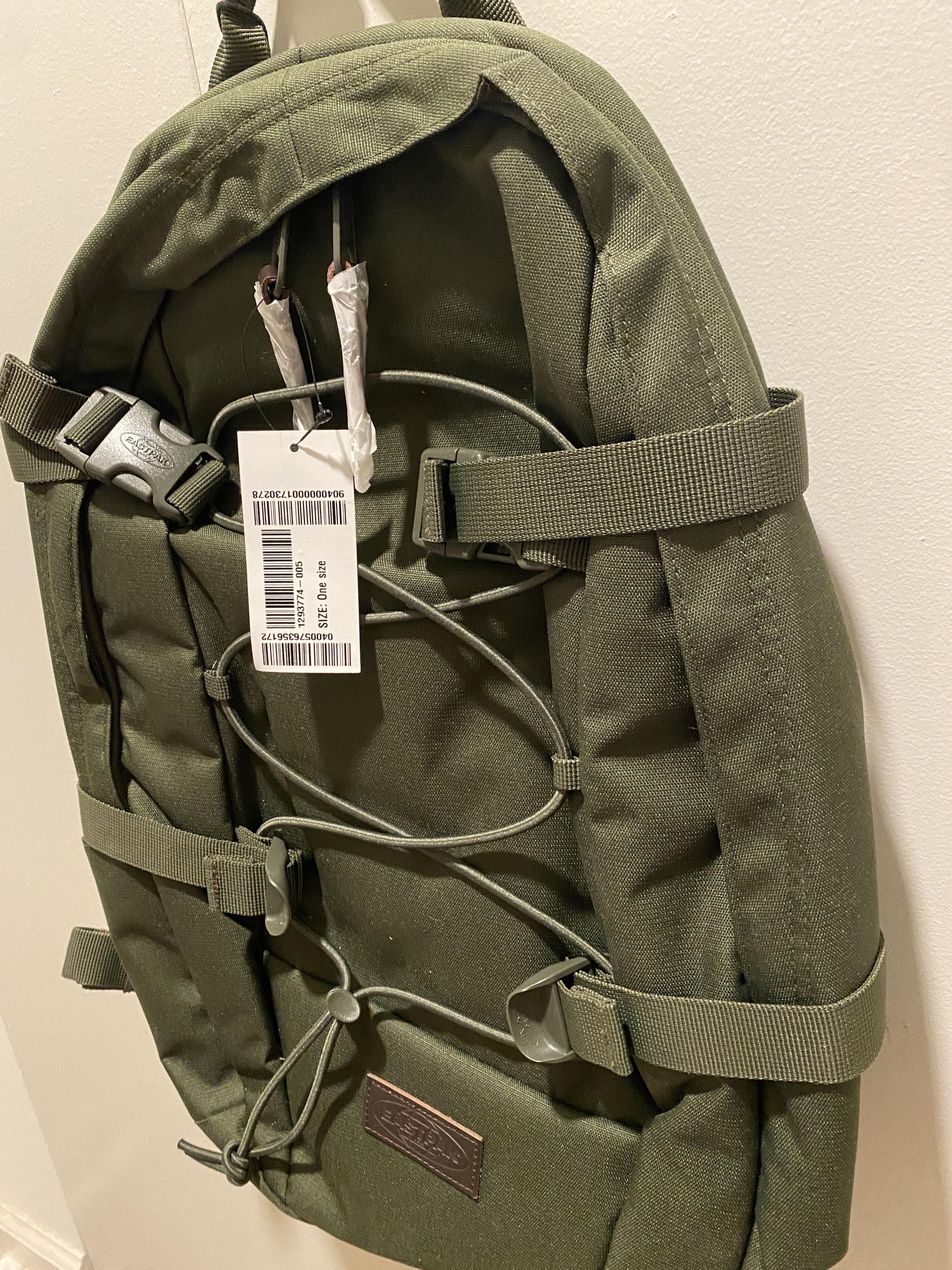Eastpak Borys Olive Backpack Bag in Green, Men's — image 4 of 6