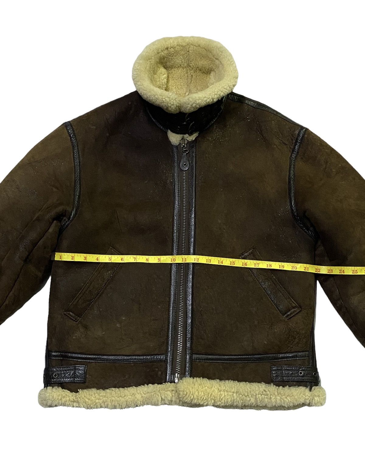 Avirex Eagle Sqdn TYPE B-3 Sheepskin Aviator Bomber Jacket Size US M / EU 48-50 / 2 - 4 Thumbnail