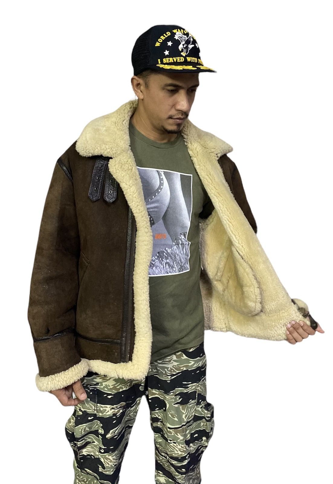 Avirex Eagle Sqdn TYPE B-3 Sheepskin Aviator Bomber Jacket Size US M / EU 48-50 / 2 - 25 Thumbnail