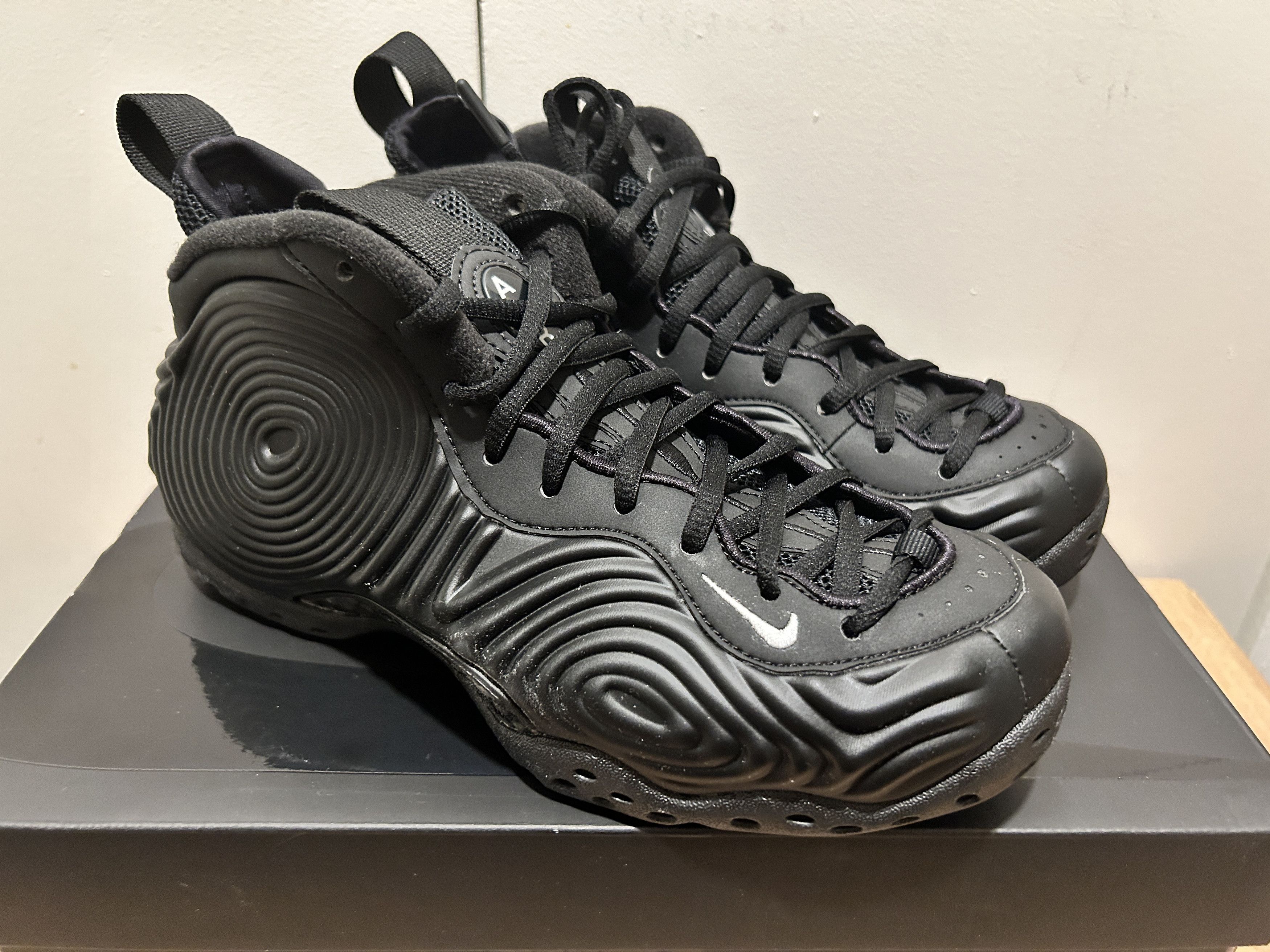 Comme des Garcons Homme Plus × Nike Nike Air Foamposite One Comme des Garcons Homme Plus Black Size US 5 / EU 37 - 3 Thumbnail