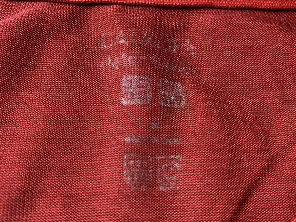 Japanese Brand Peter Saville Uniqlo Nice Graphics Tee Hidden Art Size US M / EU 48-50 / 2 - 3 Thumbnail
