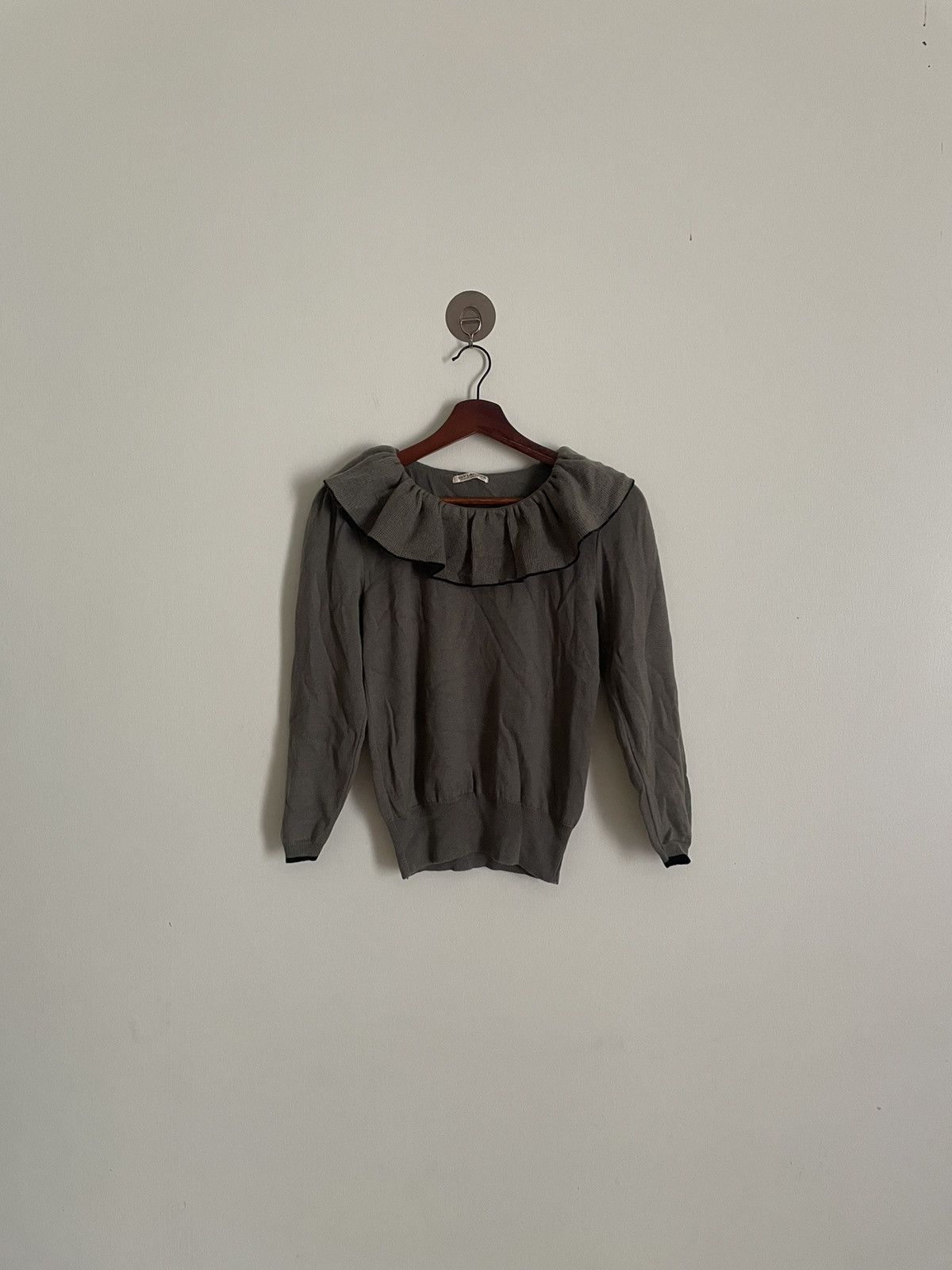 Guy Laroche Guy Laroche Ruffled Size ONE SIZE - 1 Thumbnail