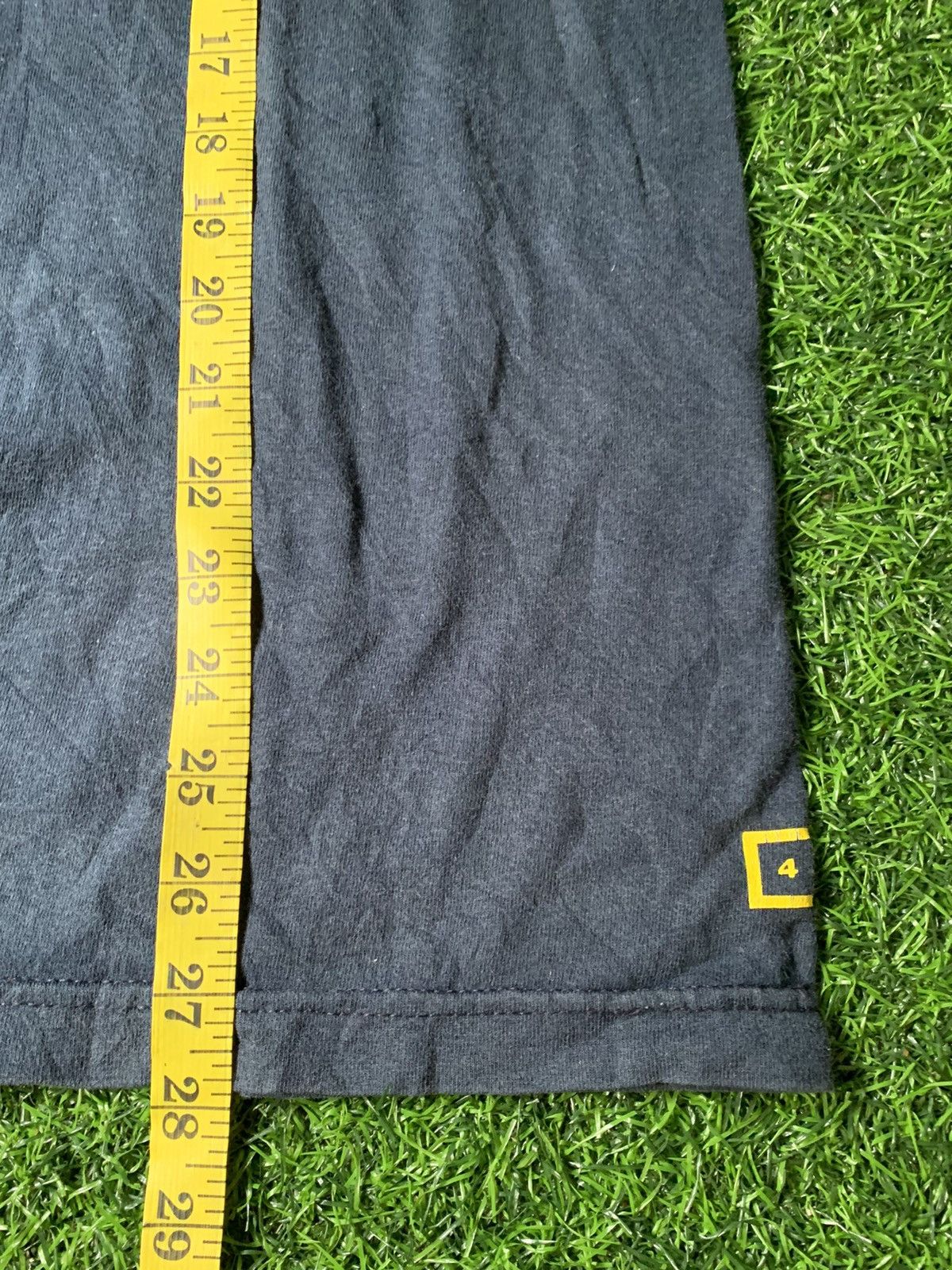 Japanese Brand Fourstar Clothing Single Pocket Tee Big Logo Size US M / EU 48-50 / 2 - 10 Thumbnail