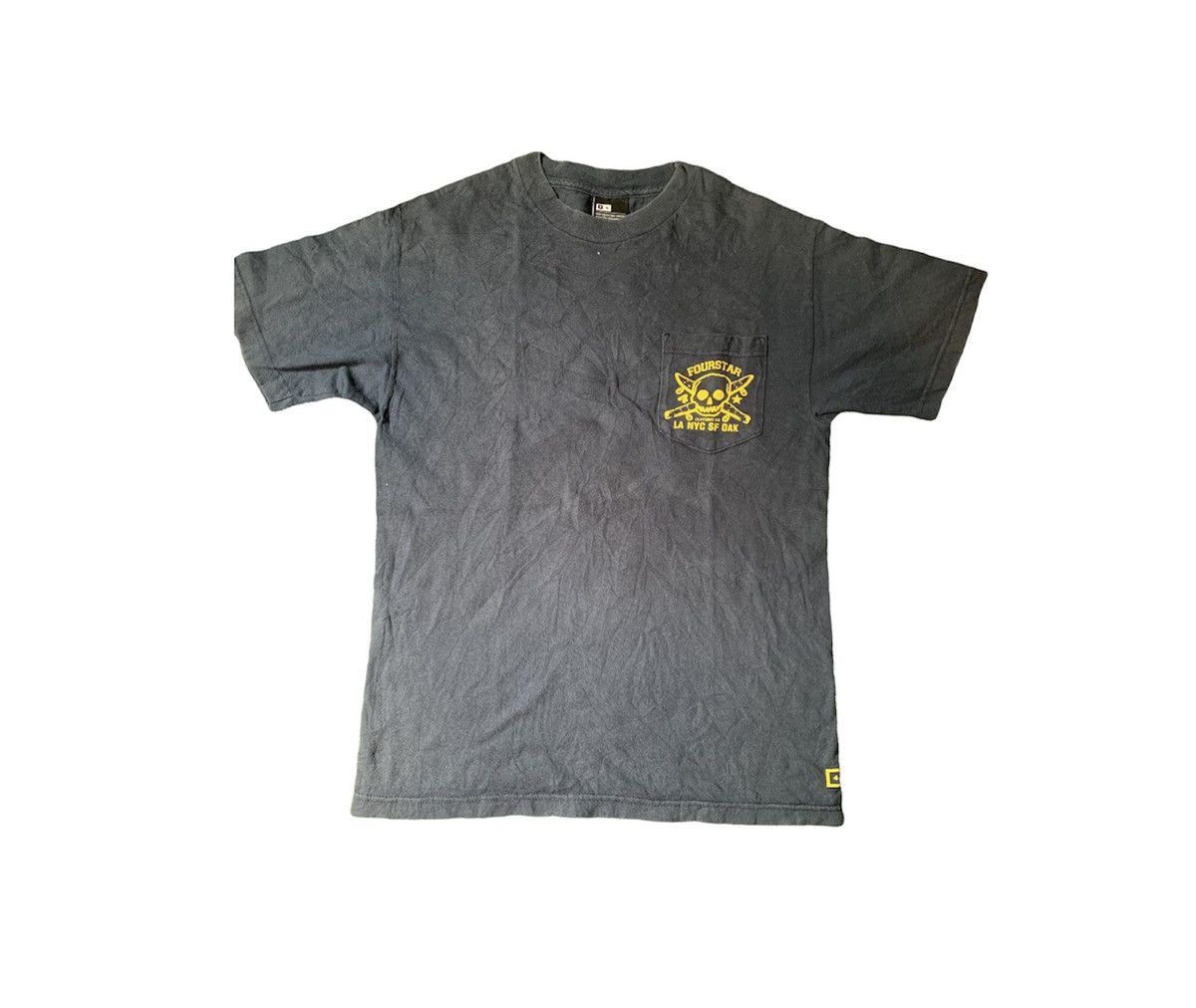 Japanese Brand Fourstar Clothing Single Pocket Tee Big Logo Size US M / EU 48-50 / 2 - 3 Thumbnail
