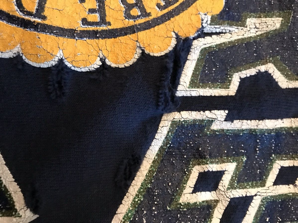 Champion Vintage Distressed Champion Notre Dame Crewneck Size US L / EU 52-54 / 3 - 5 Thumbnail