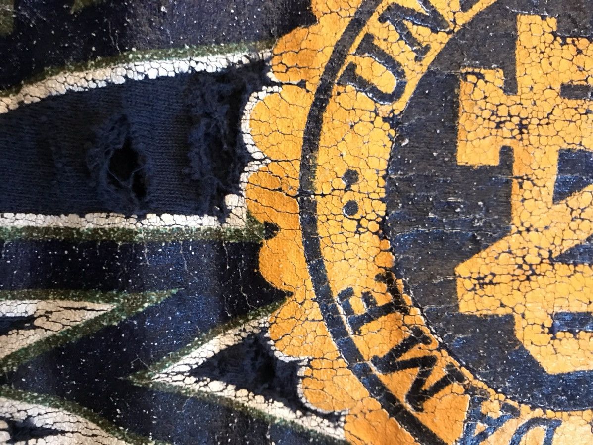 Champion Vintage Distressed Champion Notre Dame Crewneck Size US L / EU 52-54 / 3 - 7 Thumbnail