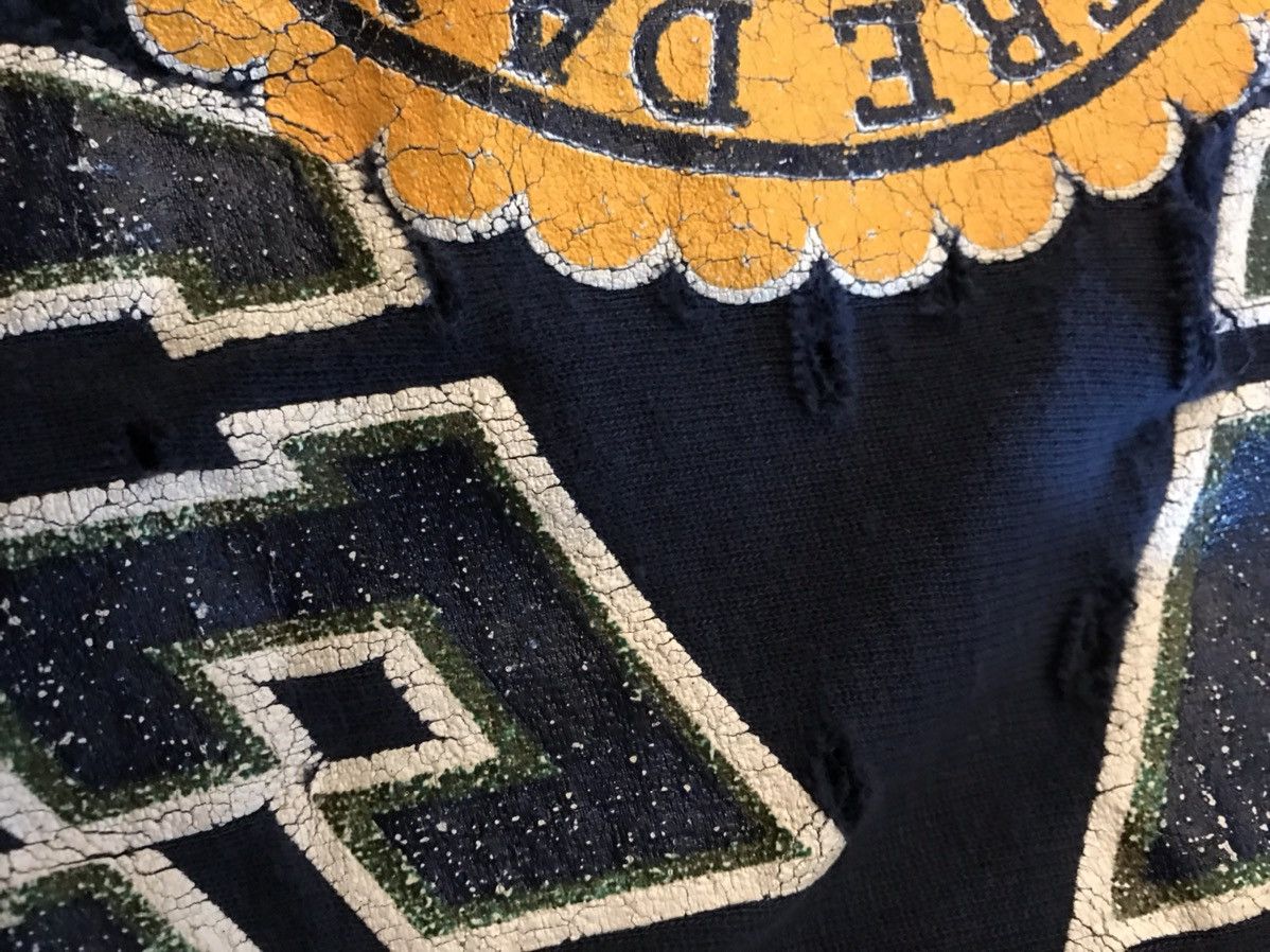 Champion Vintage Distressed Champion Notre Dame Crewneck Size US L / EU 52-54 / 3 - 8 Thumbnail