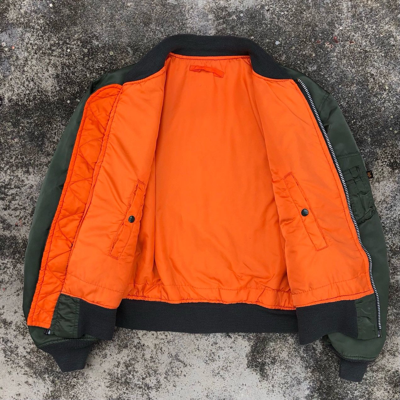 Alpha Industries Vintage Flyer's Man Intermediate MA-1 Bomber Jacket Size US XL / EU 56 / 4 - 2 Thumbnail