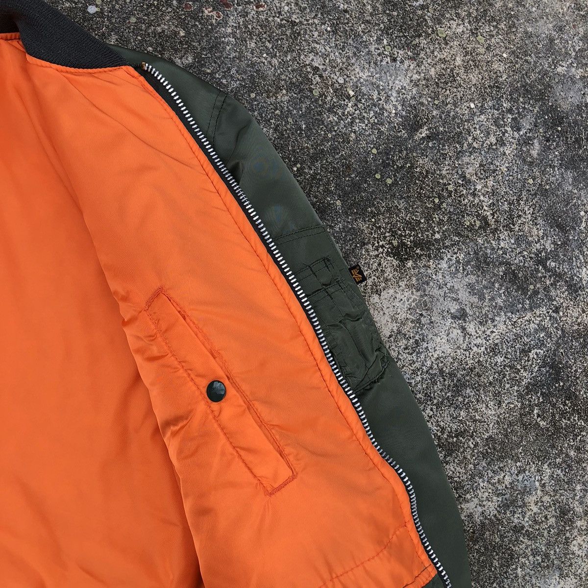 Alpha Industries Vintage Flyer's Man Intermediate MA-1 Bomber Jacket Size US XL / EU 56 / 4 - 16 Thumbnail
