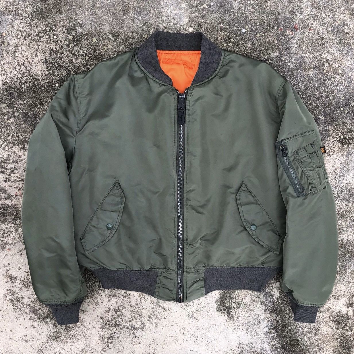 Alpha Industries Vintage Flyer's Man Intermediate MA-1 Bomber Jacket Size US XL / EU 56 / 4 - 1 Thumbnail