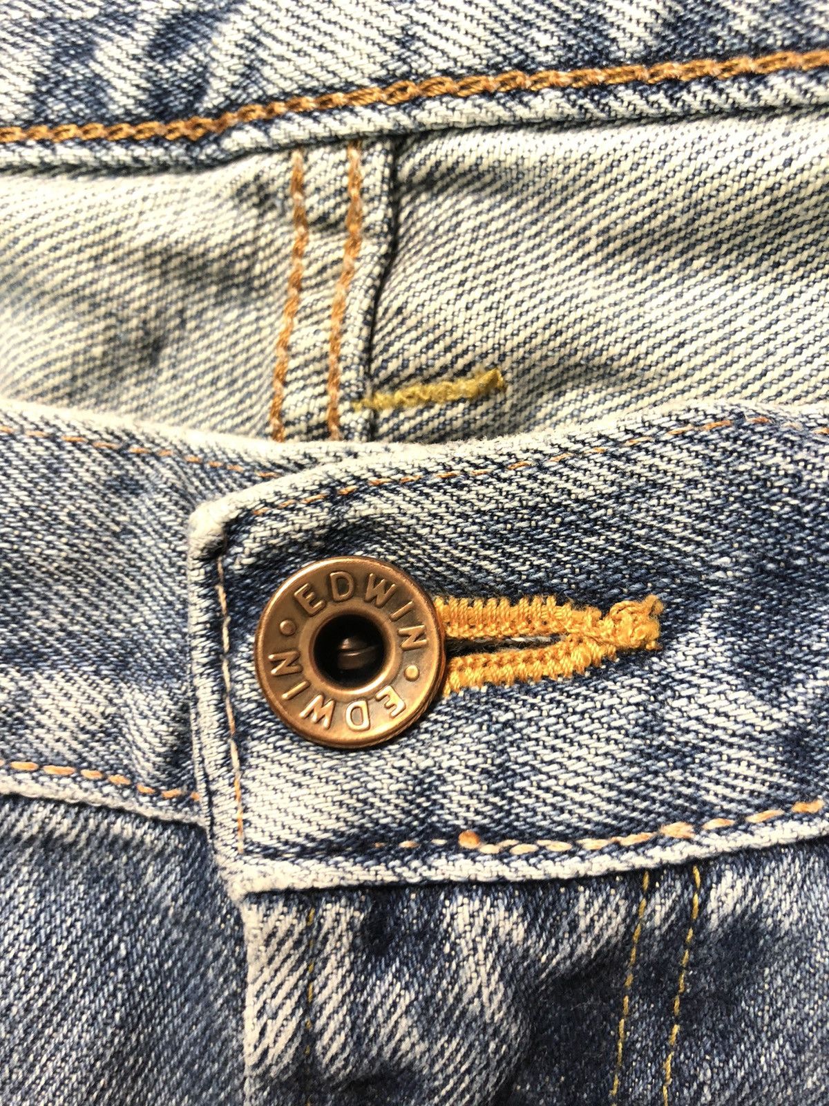Edwin × Vintage VINTAGE EDWIN 505xx SELVEDGE BLUE WASH DISTRESSED DENIM Size US 29 - 5 Thumbnail