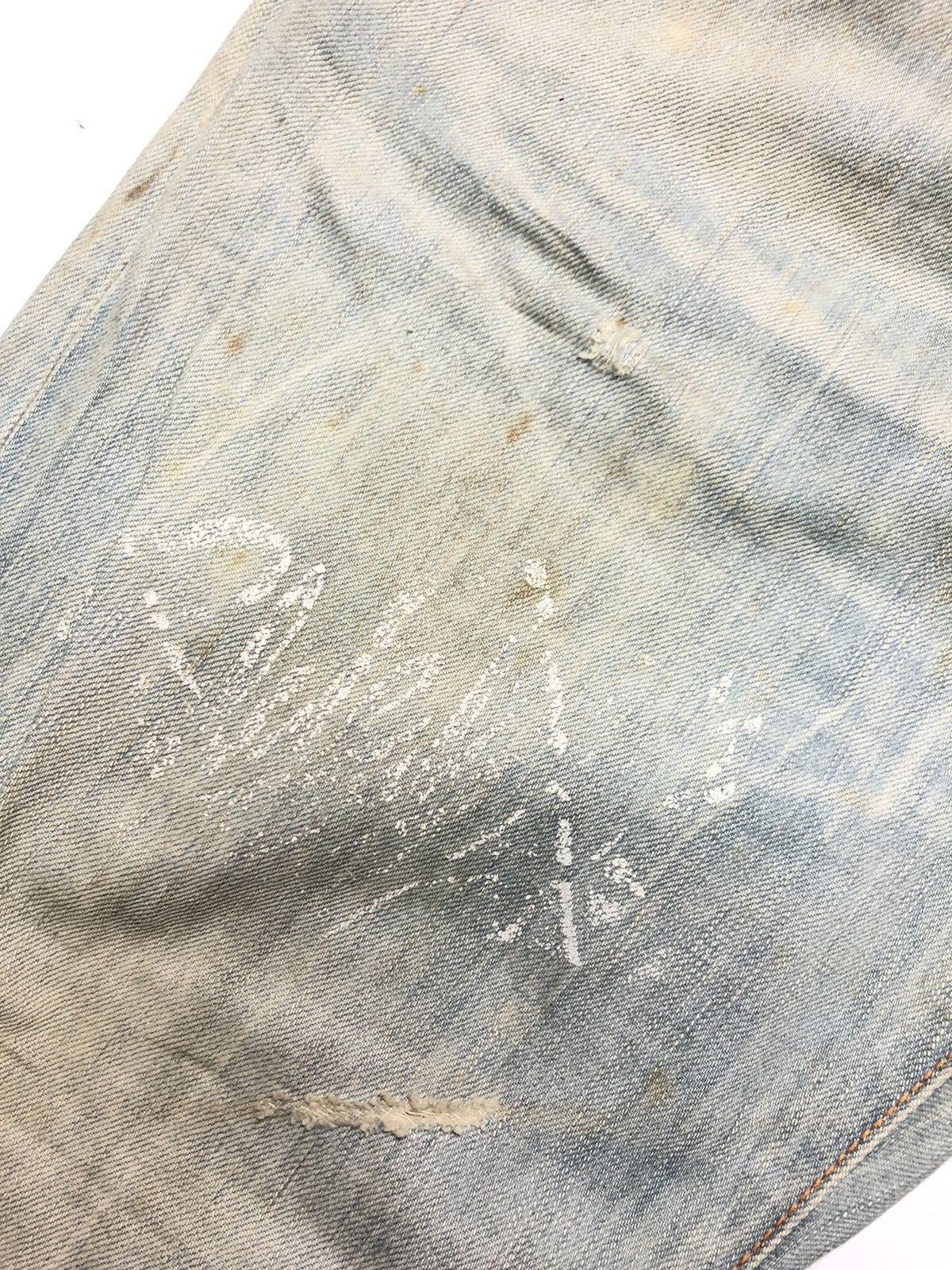 Edwin × Vintage VINTAGE EDWIN BLUE TRIP LIGHT BLUE WASH DISTRESSED DENIM Size US 35 - 10 Thumbnail