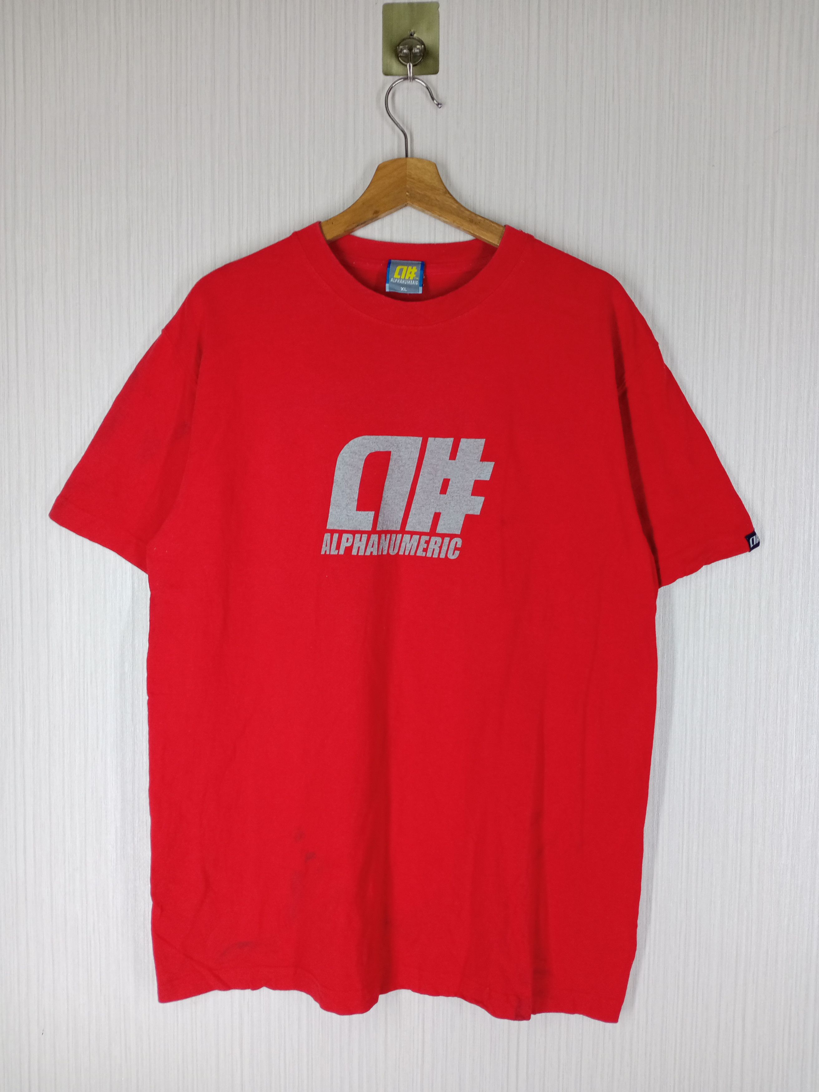 Alphanumeric Vintage 90s Alphanumeric Big Logo Tshirt Size US XL / EU 56 / 4 - 1 Thumbnail