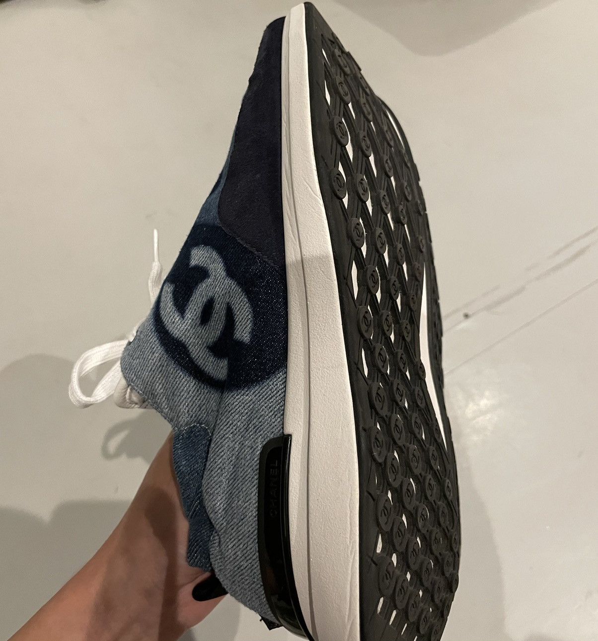 Chanel Chanel denim running sneakers men’s 41 Size US 8 / EU 41 - 12 Thumbnail