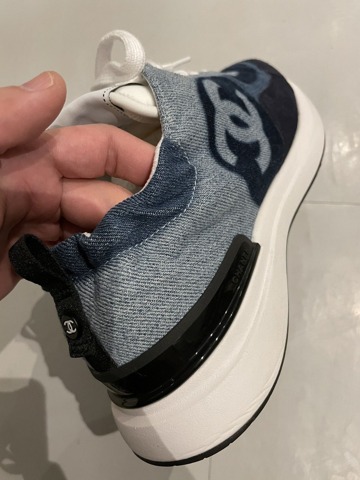 Chanel Chanel denim running sneakers men’s 41 Size US 8 / EU 41 - 24 Thumbnail