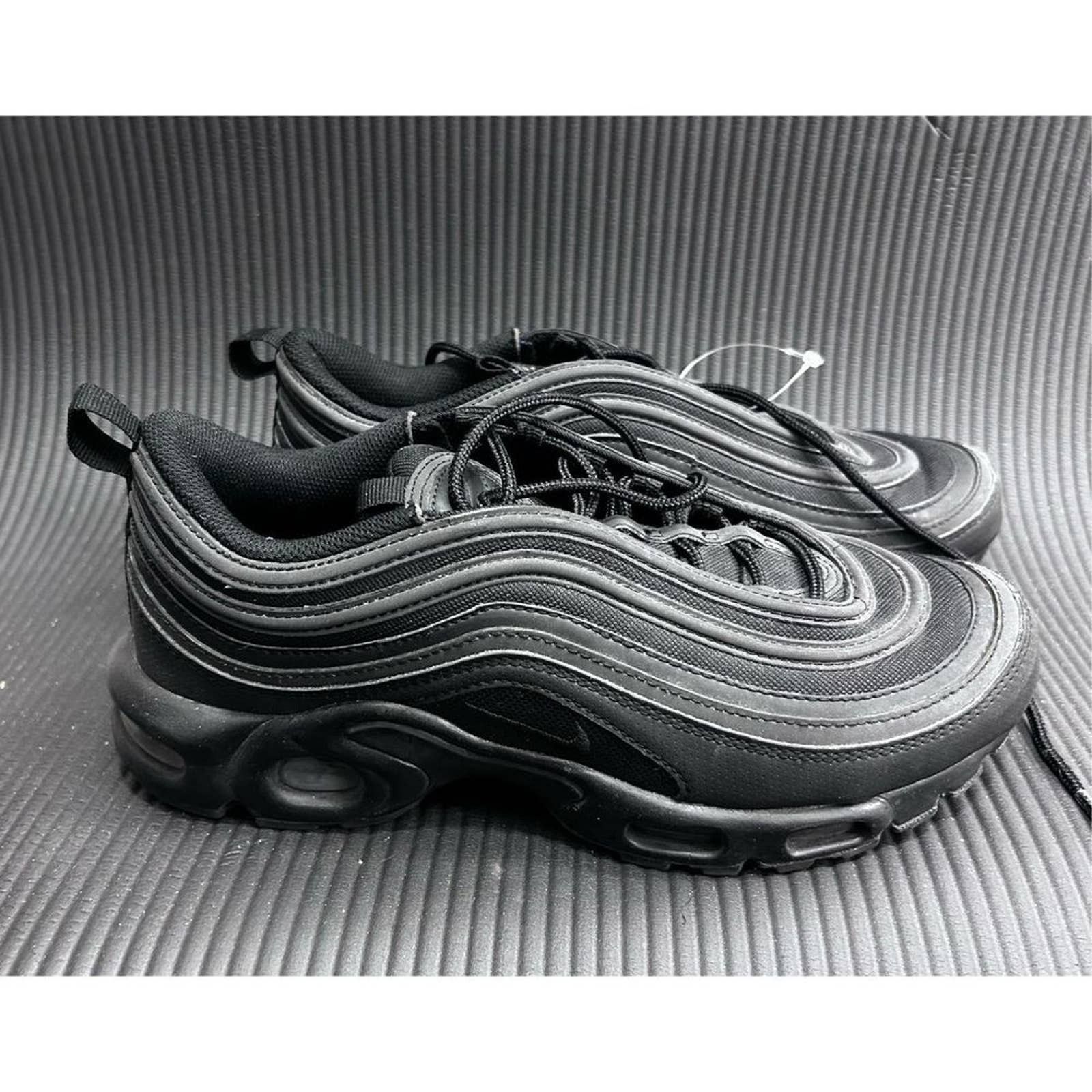 Nike Air Max 97 Black - Size 8