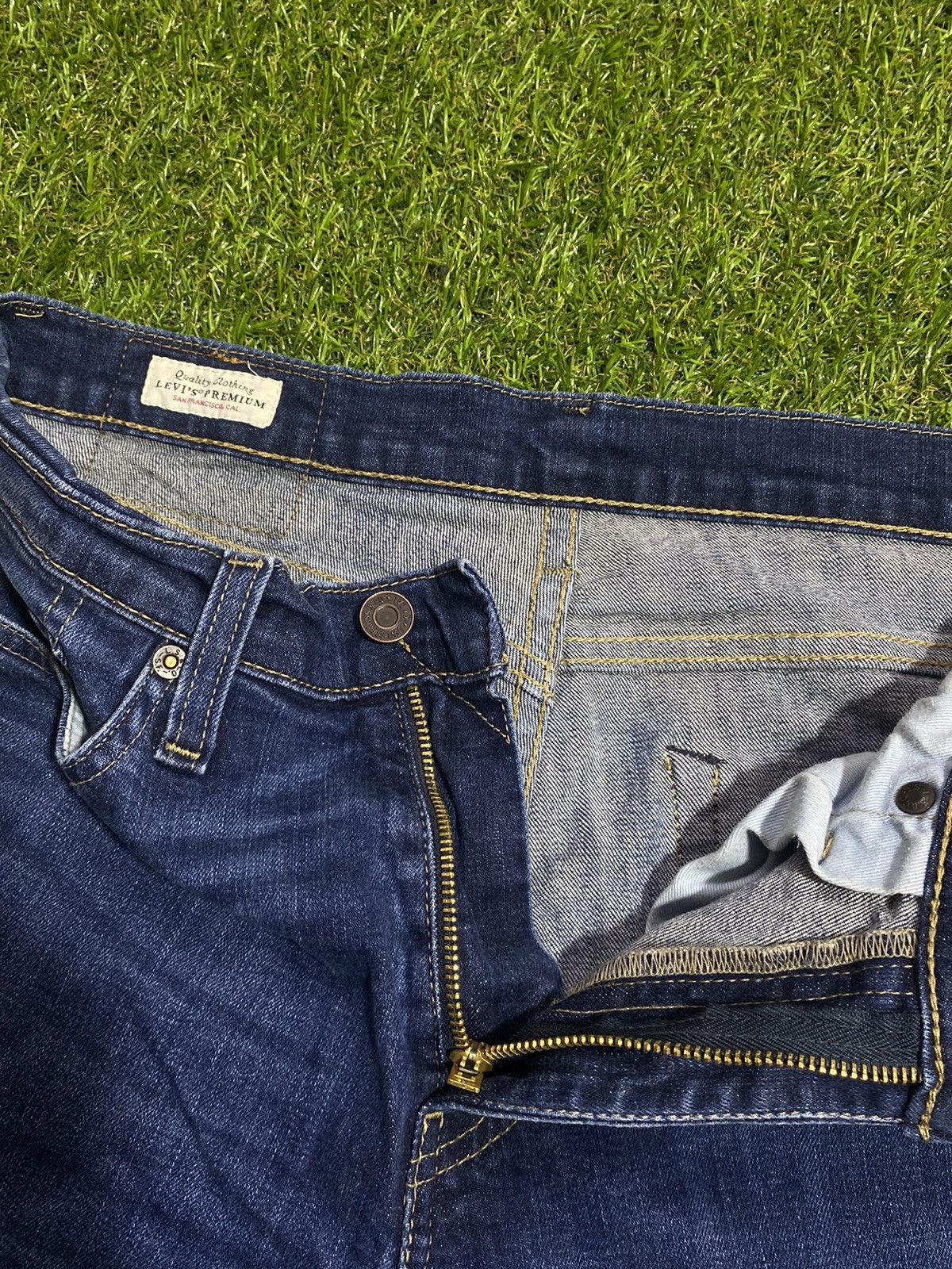 Levi's Vintage 90s Levi’s jeans denim 511 streetwear size 32x30 Size US 32 / EU 48 - 5 Thumbnail