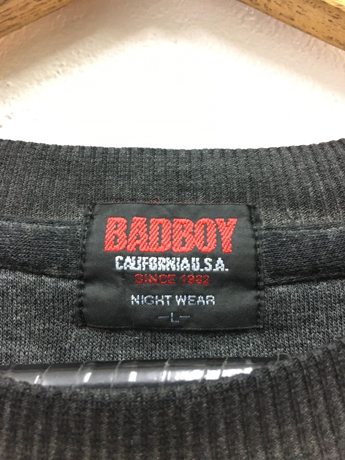 Other Vintage Bad Boy Big Logo Streetwear Sweatshirt Size US L / EU 52-54 / 3 - 8 Thumbnail