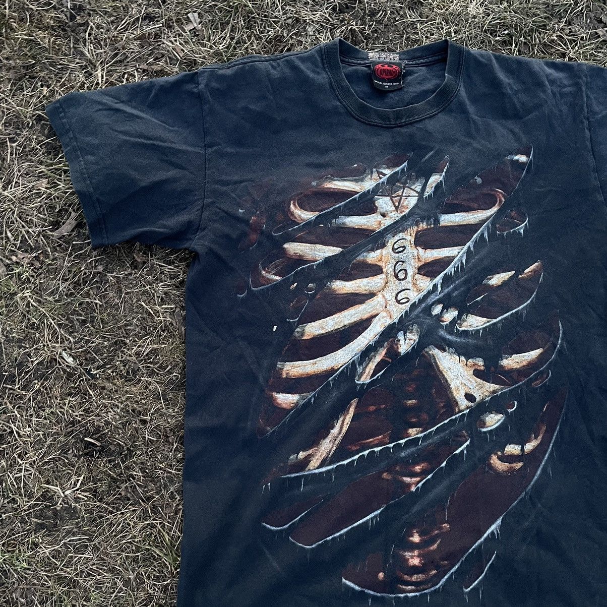 Band Tees Vintage 90s 666 Skulls Sexy Vamp Dead Face Horror Tee 90s Size US L / EU 52-54 / 3 - 3 Thumbnail