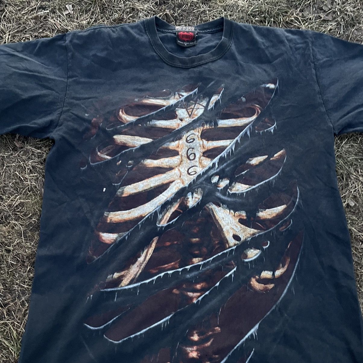 Band Tees Vintage 90s 666 Skulls Sexy Vamp Dead Face Horror Tee 90s Size US L / EU 52-54 / 3 - 4 Thumbnail
