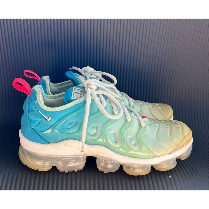 Vapormax plus 40 sales