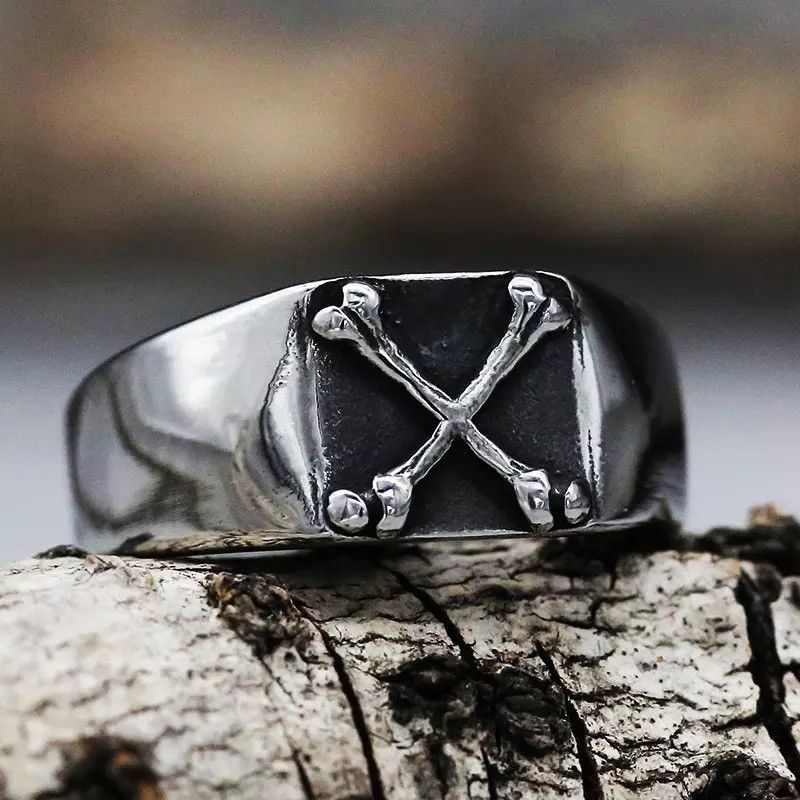 Jewelry Unique Rock Crossbone Ring Size ONE SIZE - 1 Thumbnail