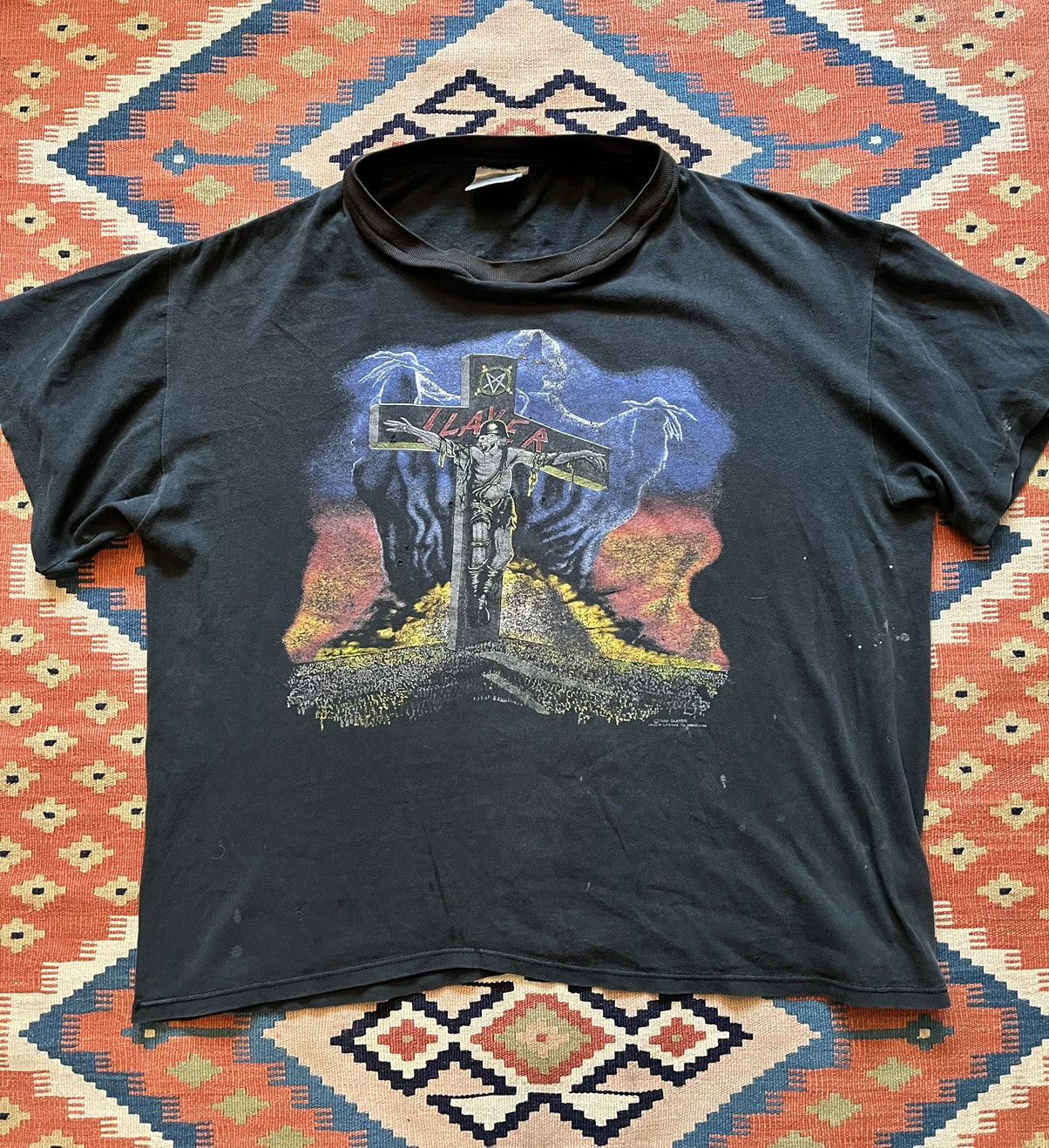 Band Tees Vintage slayer band t shirt tour 1990 THRASHED Size US XL / EU 56 / 4 - 1 Thumbnail