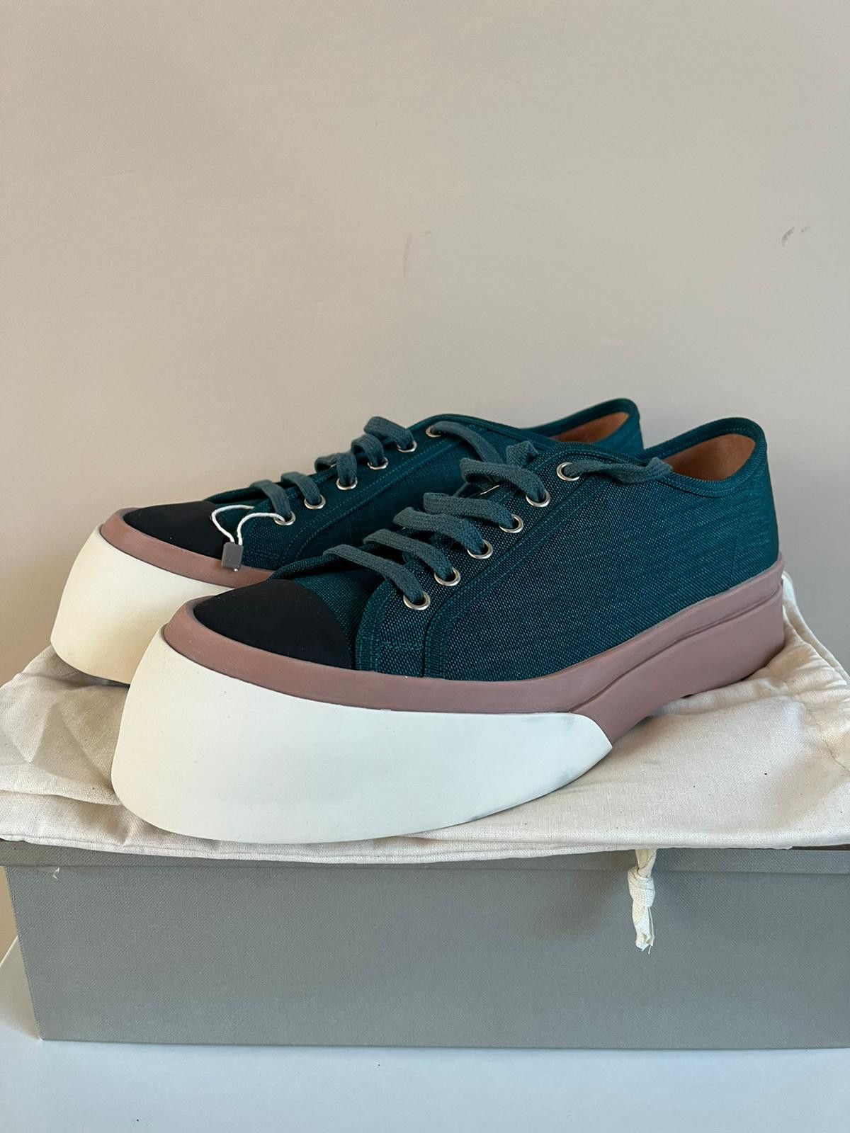 Marni Chunky Sole Low Top Sneakers in Green / Multicolor Size US 9 / EU 42 - 1 Thumbnail