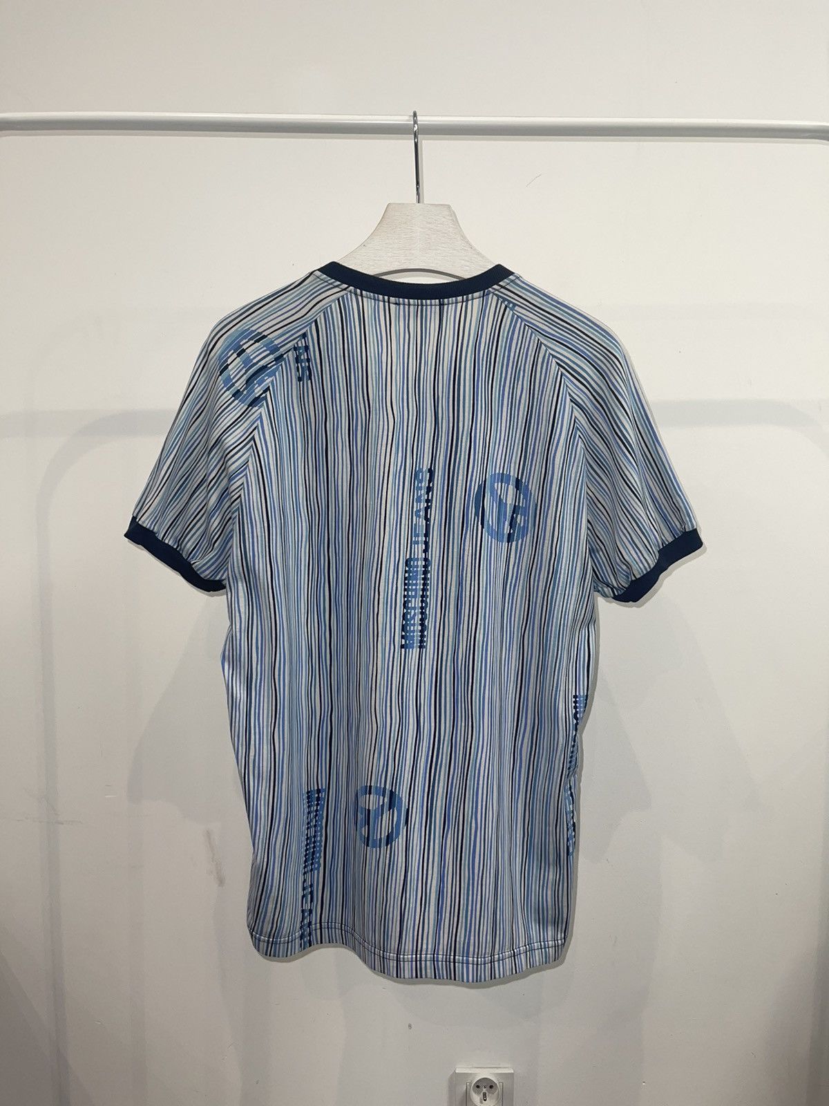 Moschino Moschino Peace Big Logo Abstract T-Shirt Size XL / US 12-14 / IT 48-50 - 3 Thumbnail