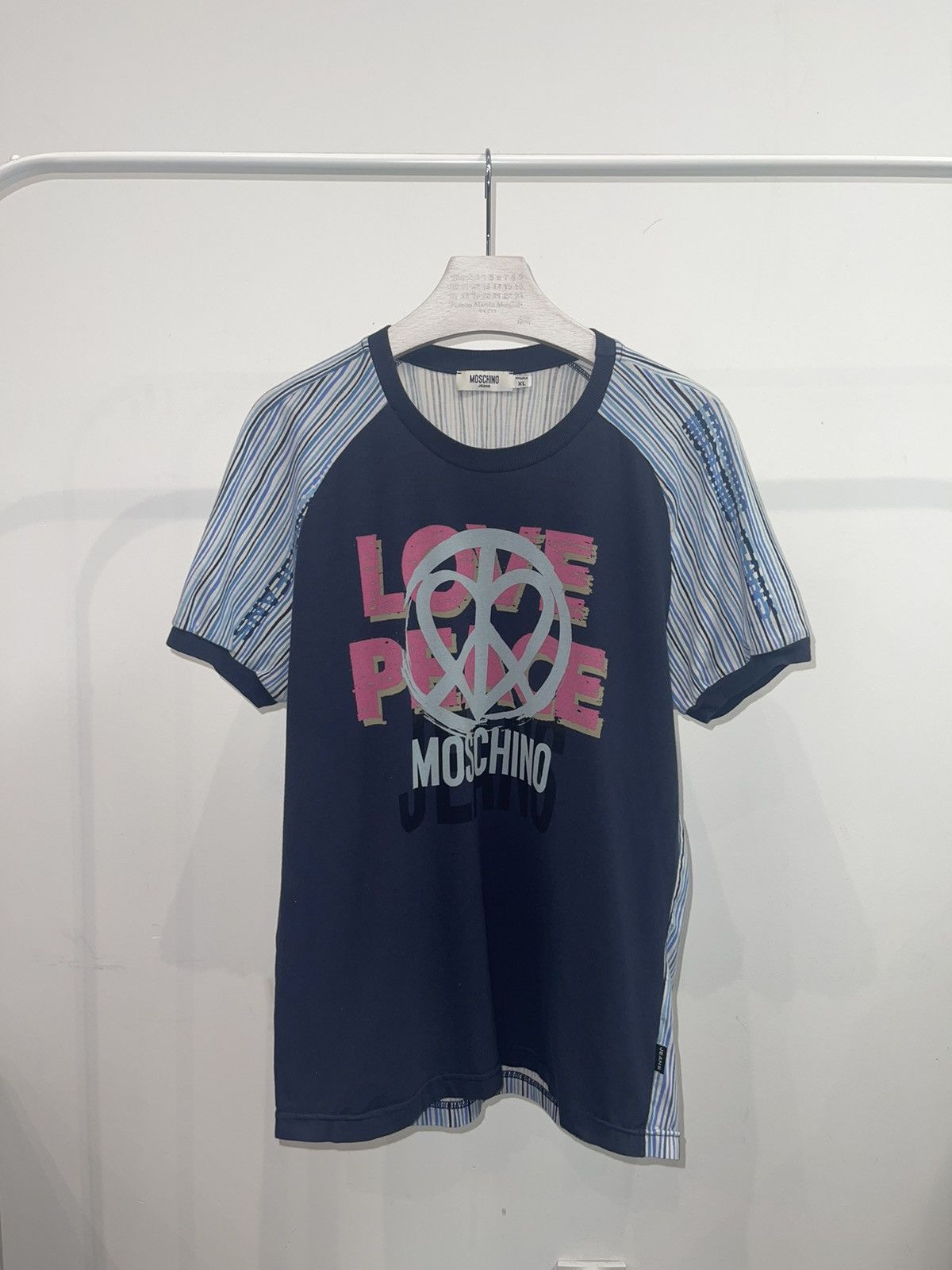 Moschino Moschino Peace Big Logo Abstract T-Shirt Size XL / US 12-14 / IT 48-50 - 2 Thumbnail