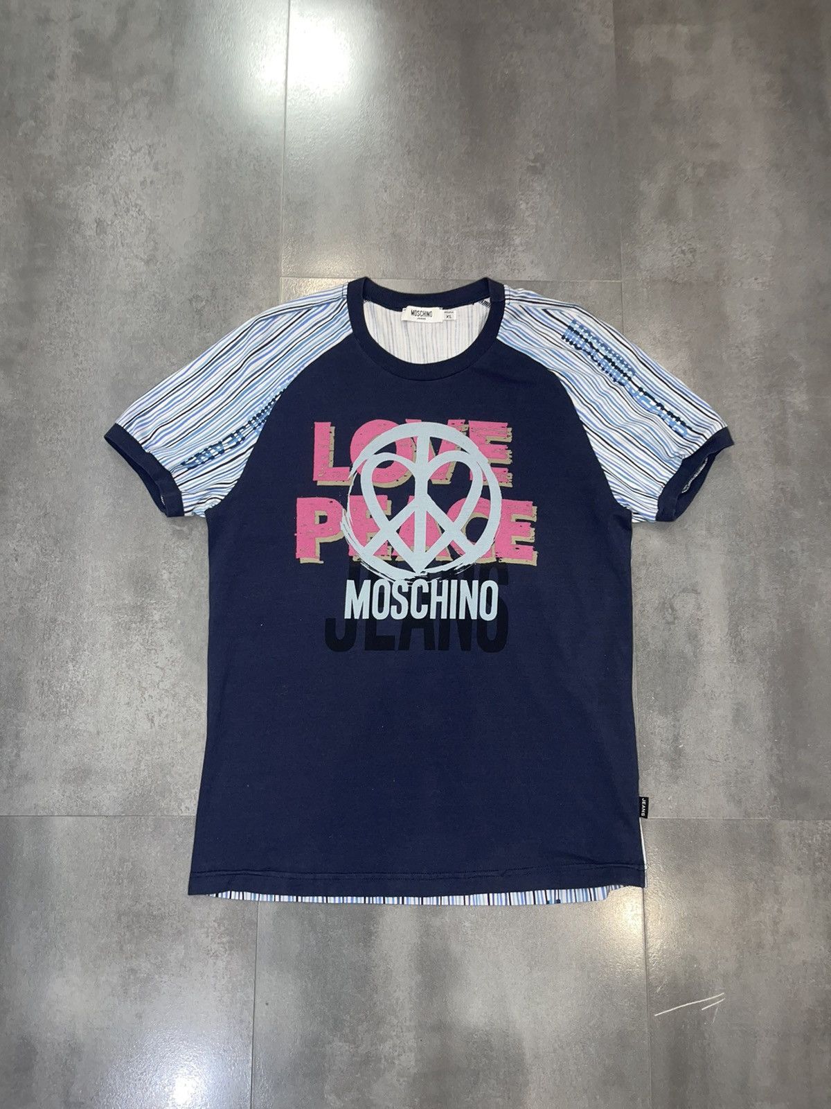 Moschino Moschino Peace Big Logo Abstract T-Shirt Size XL / US 12-14 / IT 48-50 - 4 Thumbnail