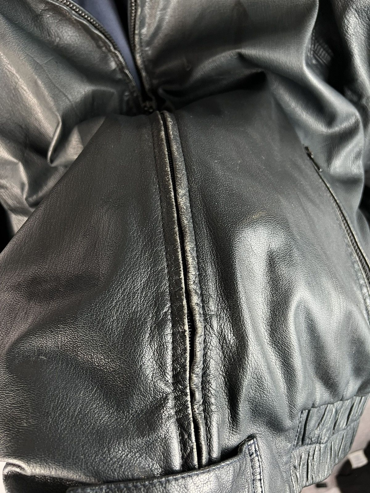 Vintage Vintage avant garde multi pocket genuine leather jacket Size US L / EU 52-54 / 3 - 5 Thumbnail