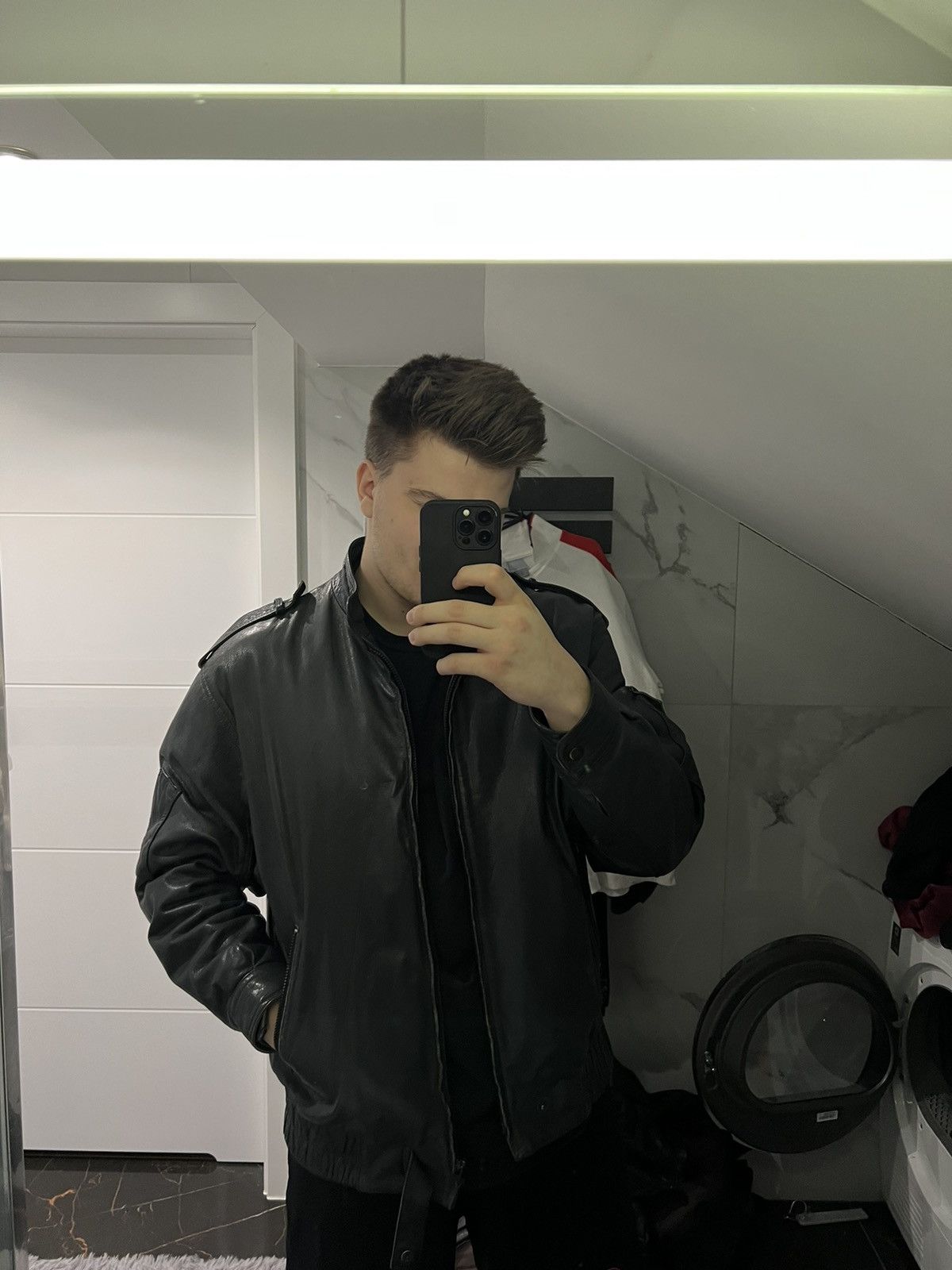 Vintage Vintage avant garde multi pocket genuine leather jacket Size US L / EU 52-54 / 3 - 4 Thumbnail