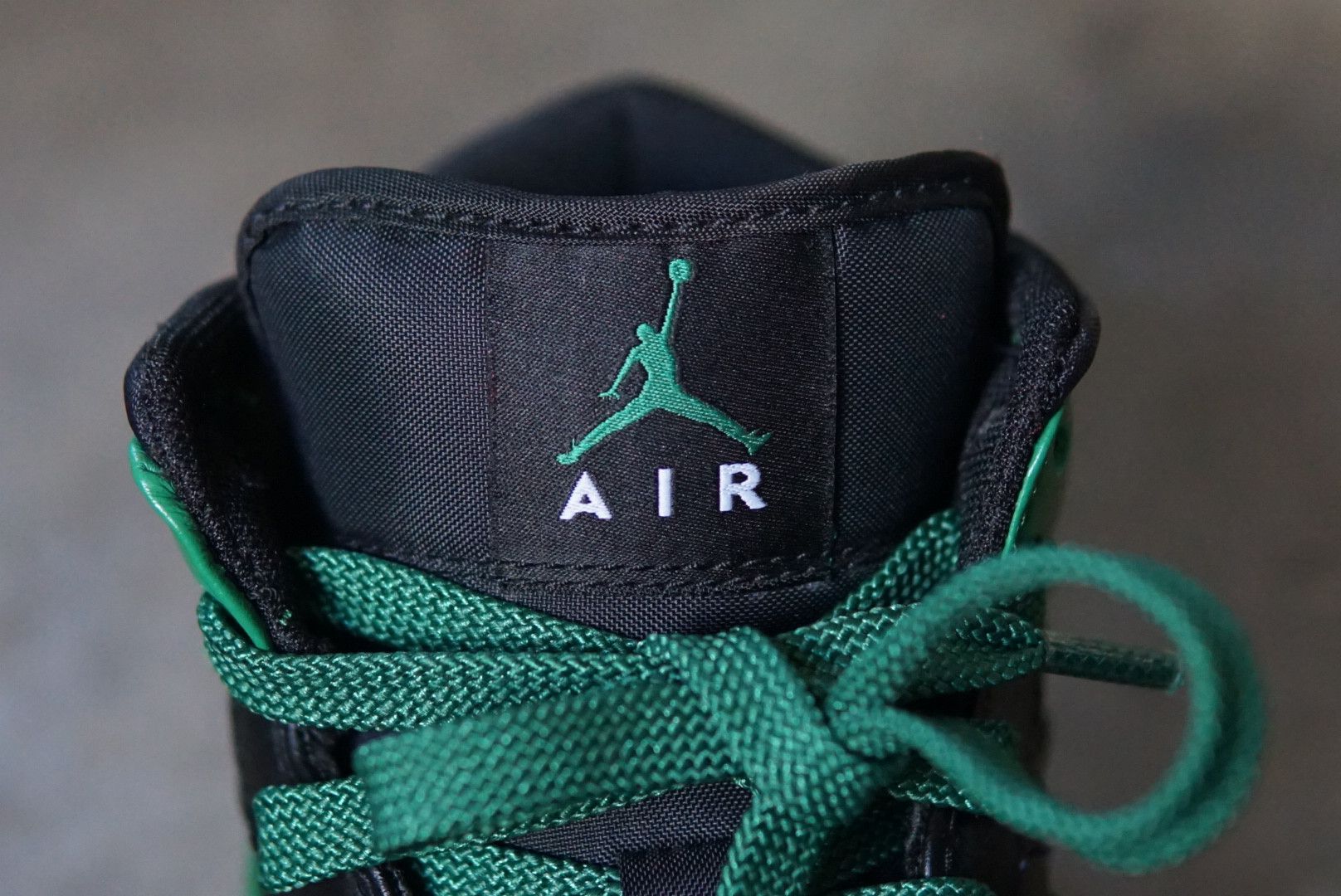 Jordan Brand Nike Air Jordan 1 Phat Premier Size 9.5 Celtics 375173-031 Size US 9.5 / EU 42-43 - 8 Thumbnail